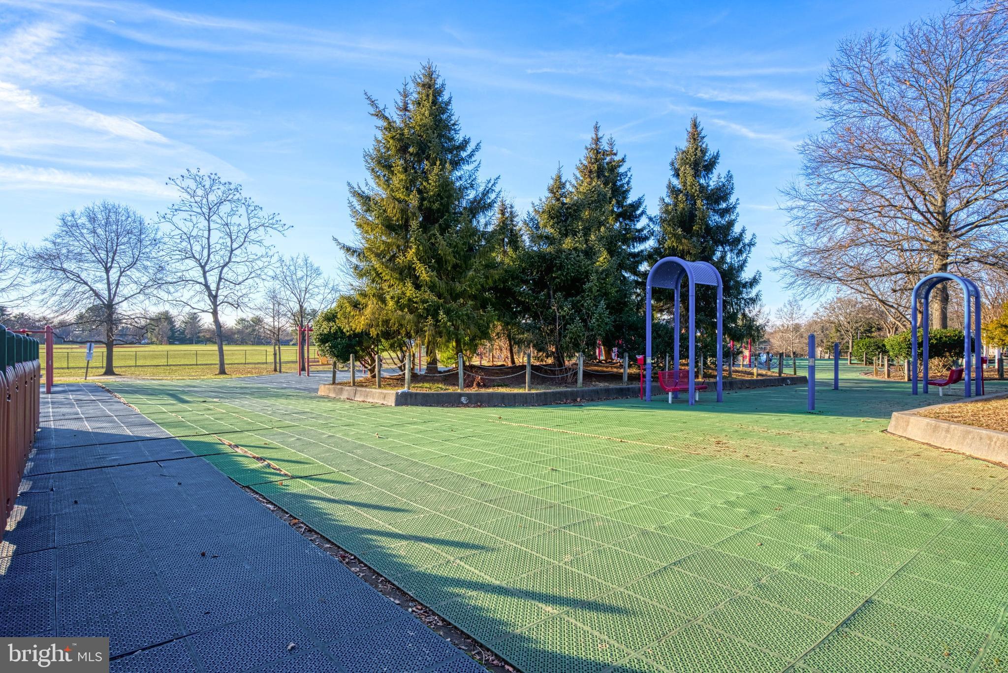 POTOMAC COMMONS - Residential