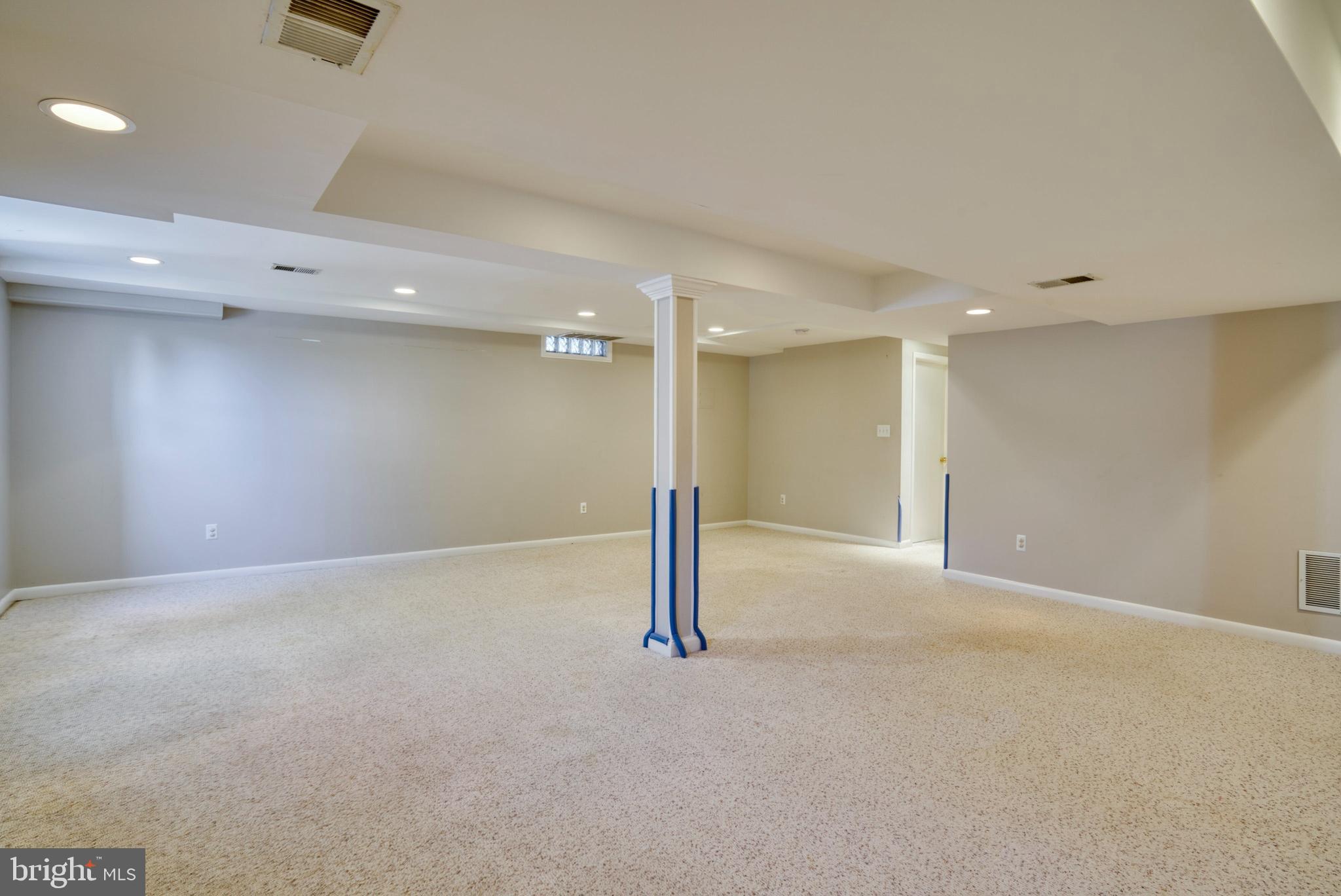 POTOMAC COMMONS - Residential