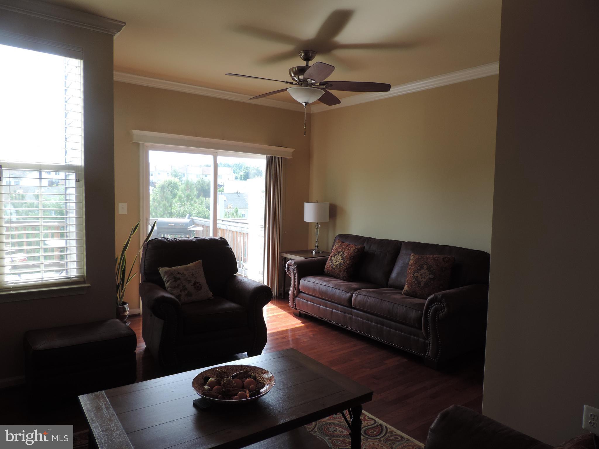 RIVER OAKS-BROOKFIELD CO - Residential