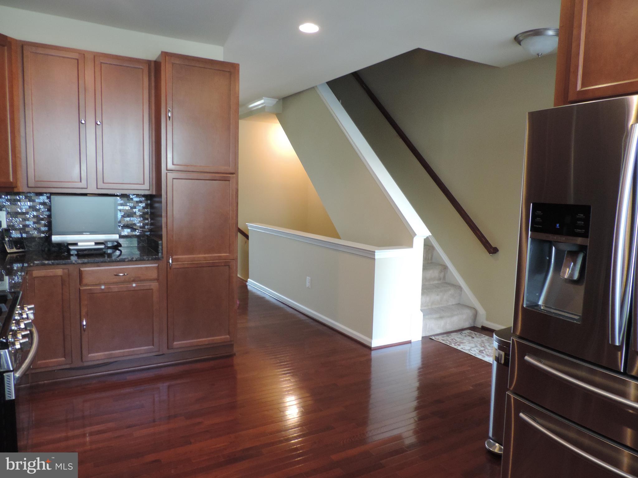 RIVER OAKS-BROOKFIELD CO - Residential