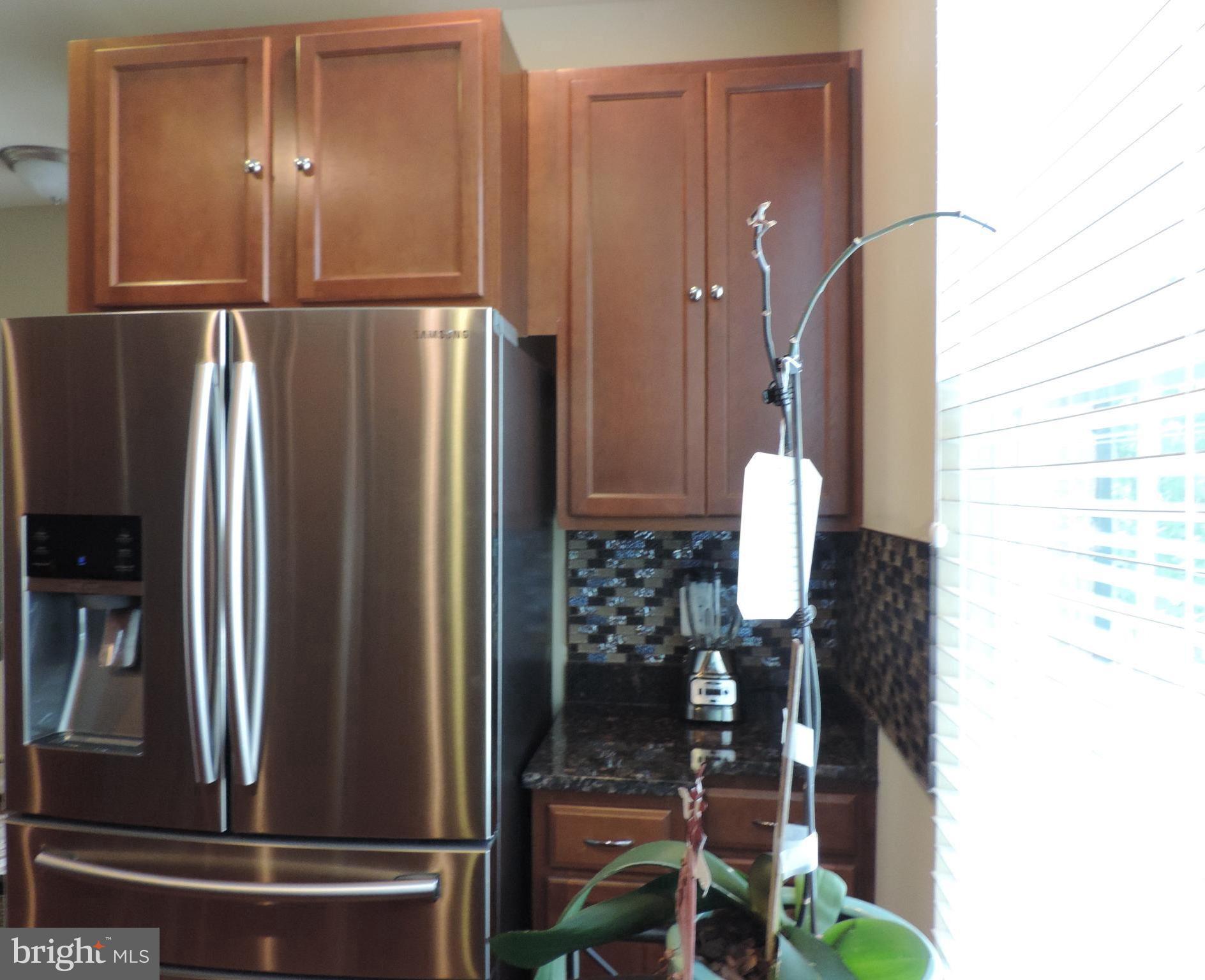 RIVER OAKS-BROOKFIELD CO - Residential