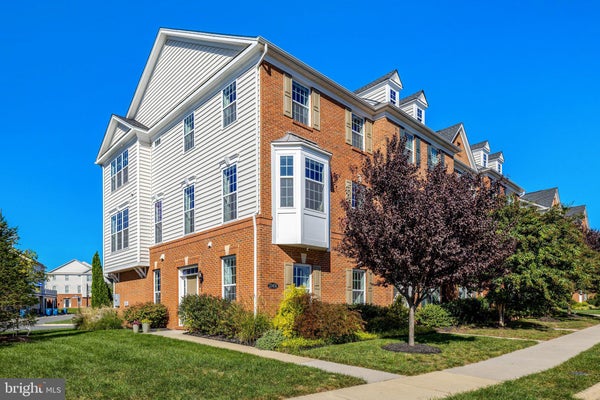 23458 MADISON HEIGHTS TER, ASHBURN, VA 20148 - Image bc79edb05571e6992109bee4f01b9a8a/901147738