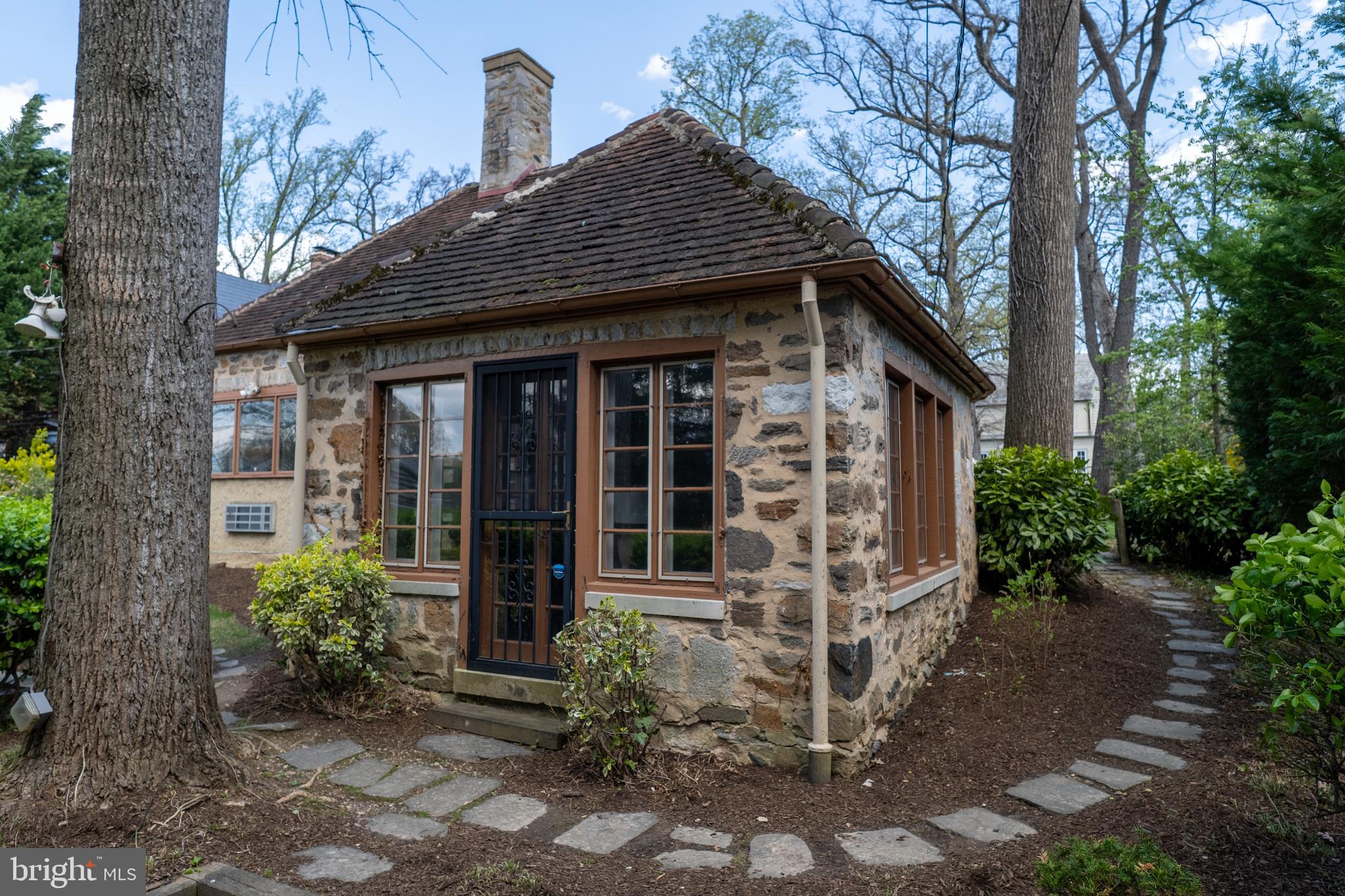 GREATER HOMELAND HISTORIC DISTRICT - Residential