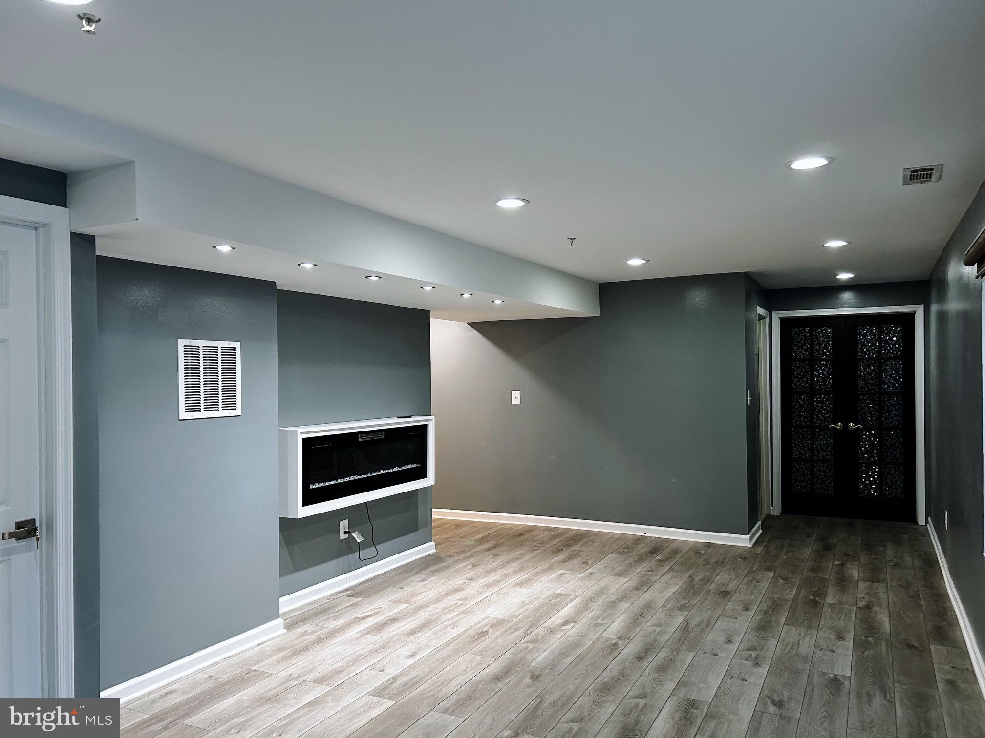 BOWIE - Residential Lease