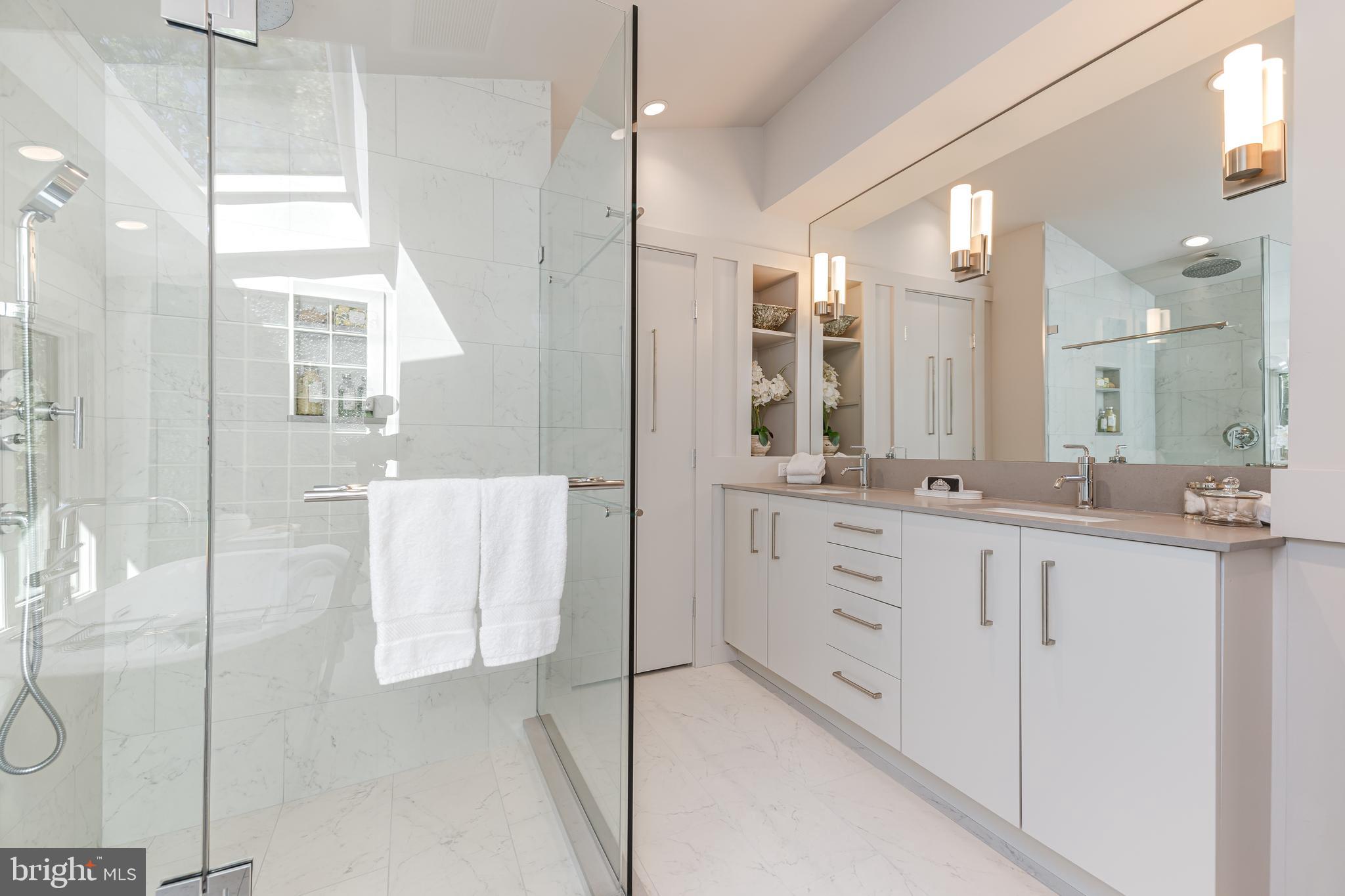 FOREST HILLS - Residential