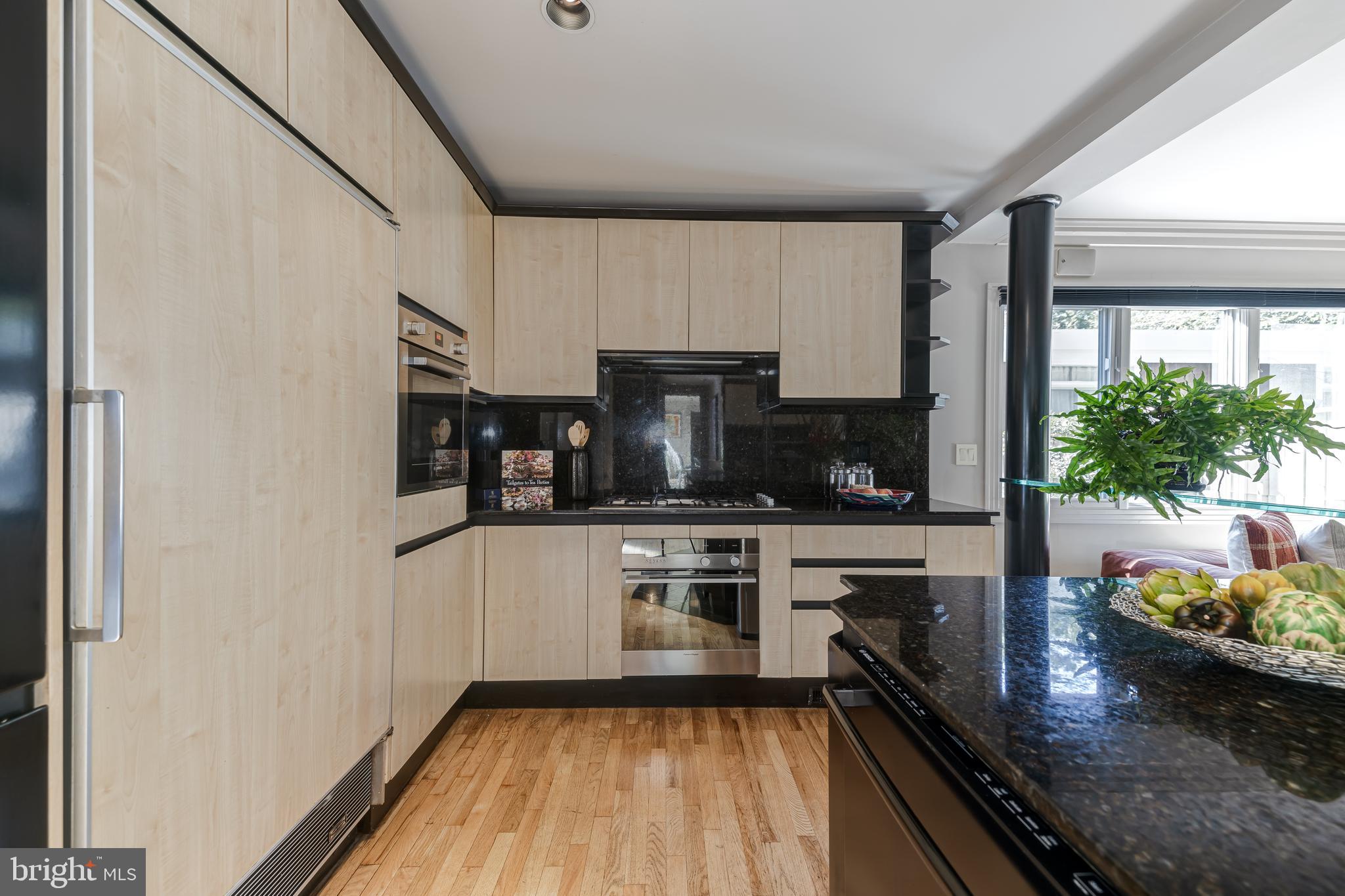 FOREST HILLS - Residential