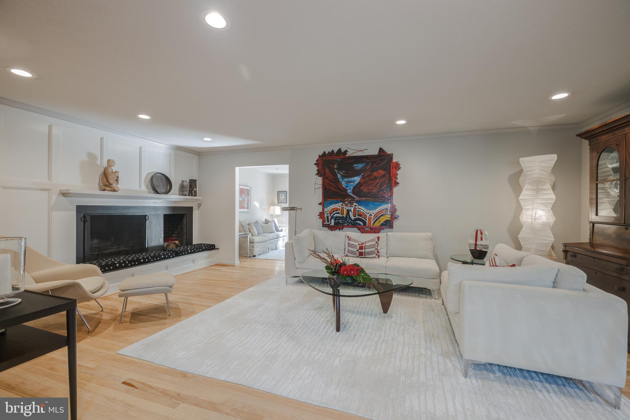 FOREST HILLS - Residential