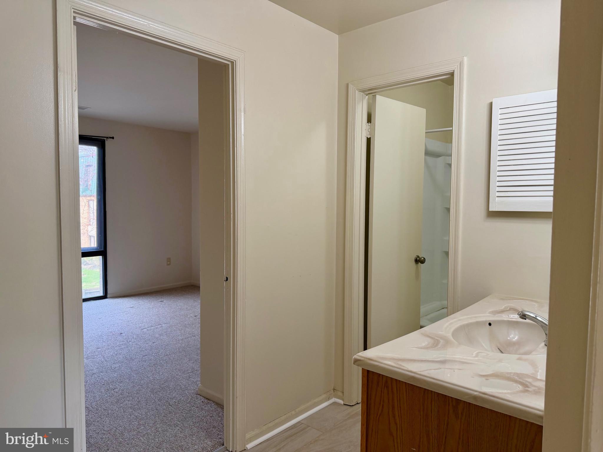 WOODCREST - Residential