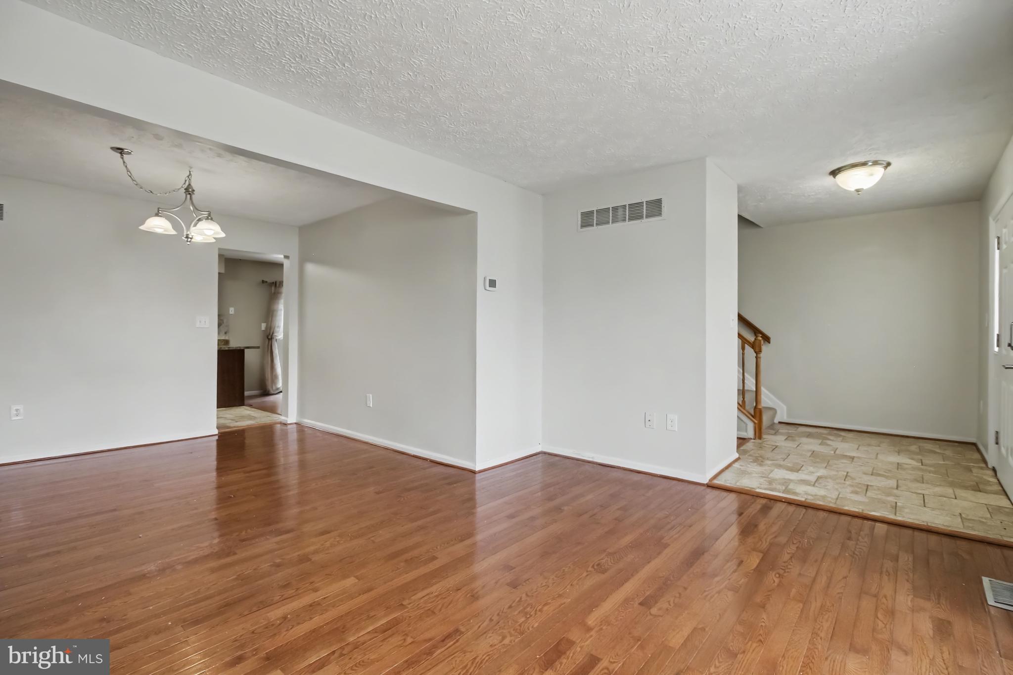 1443 LANDIS CIRCLE