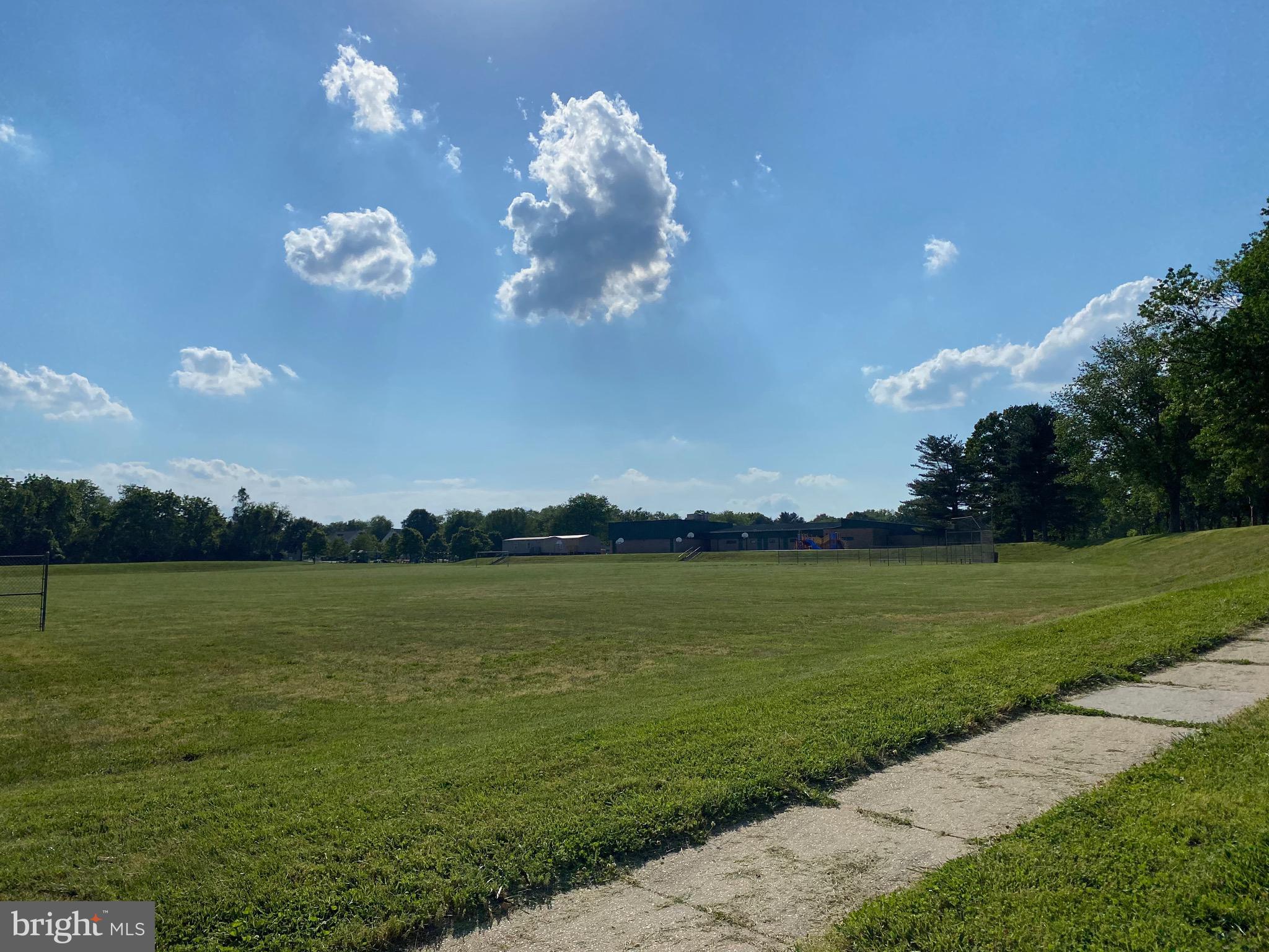 VILLAGE OF LONG REACH - Residential