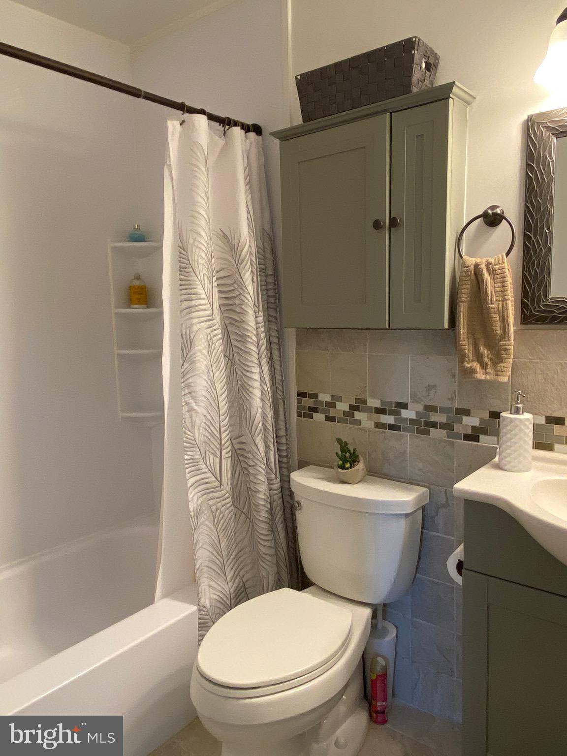 VILLAGE OF LONG REACH - Residential