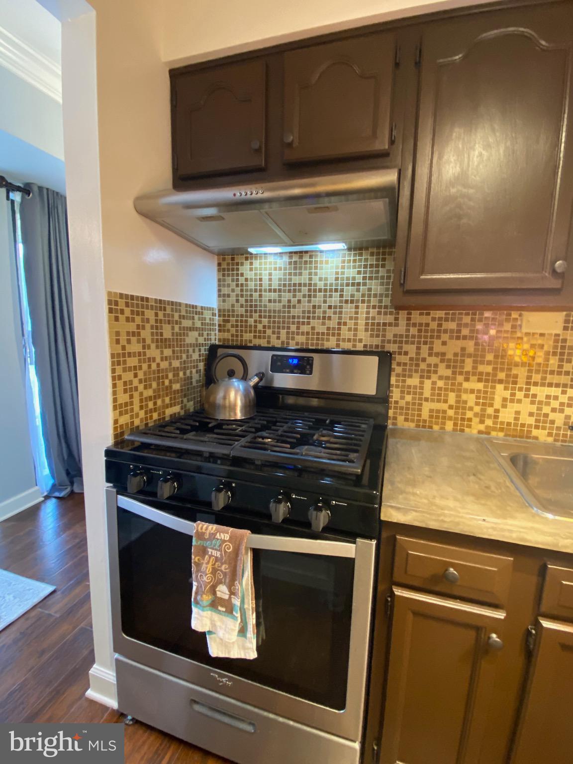 VILLAGE OF LONG REACH - Residential