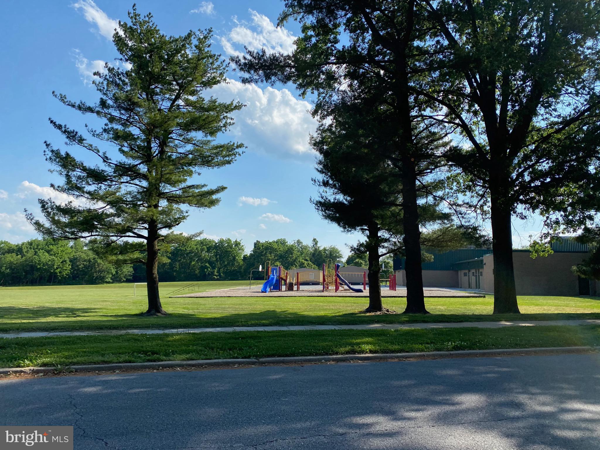 VILLAGE OF LONG REACH - Residential