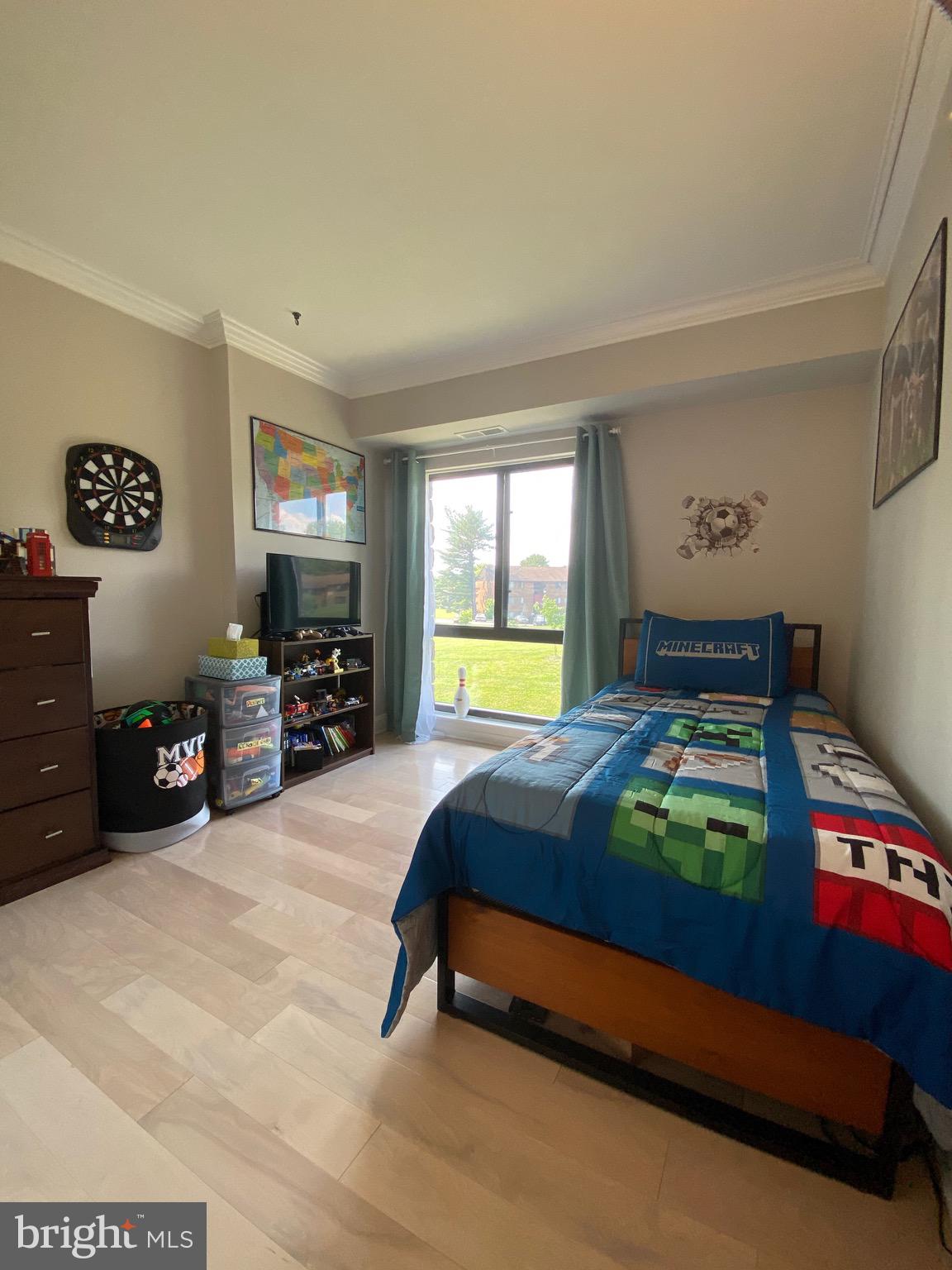 VILLAGE OF LONG REACH - Residential