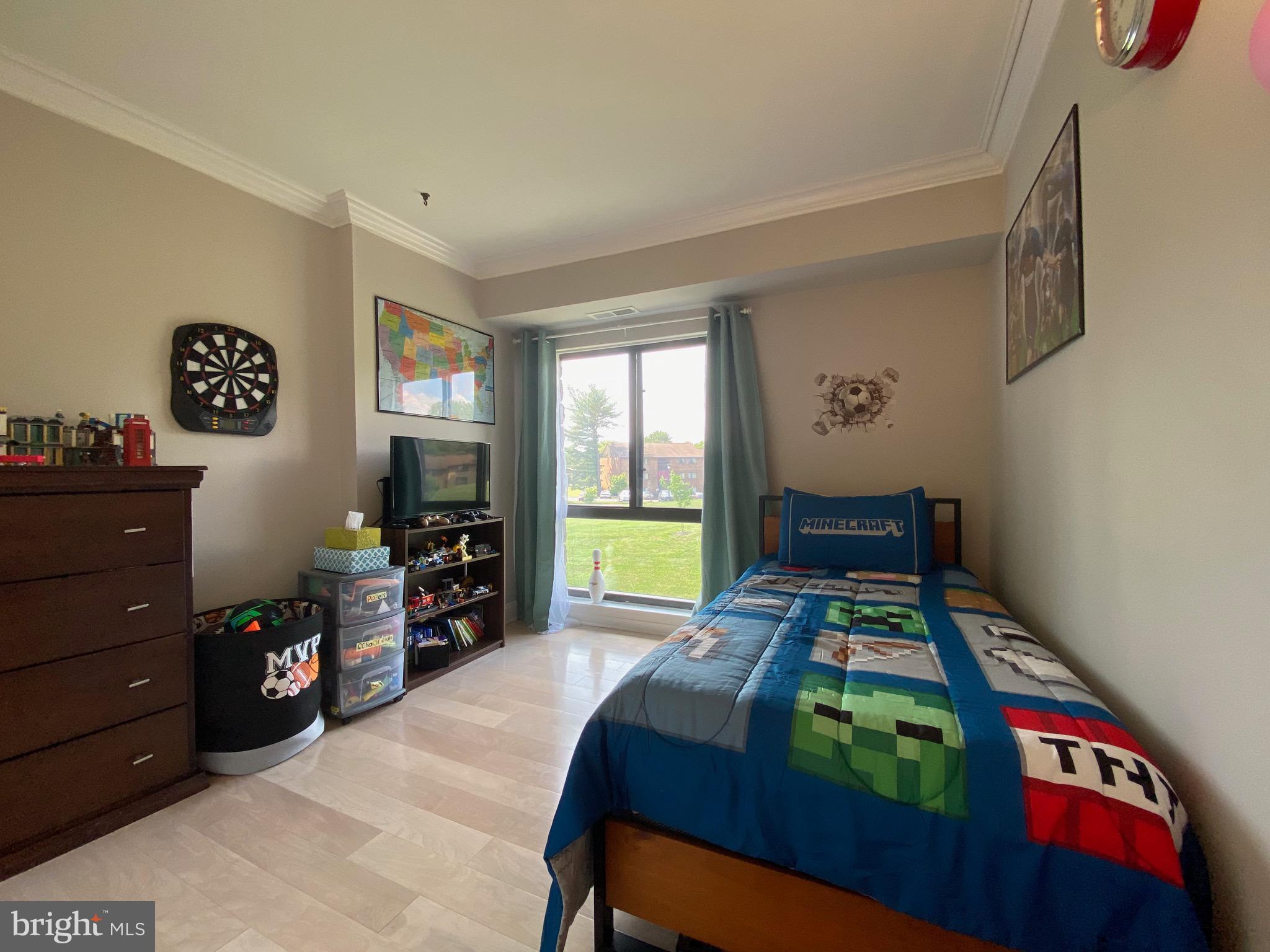 VILLAGE OF LONG REACH - Residential