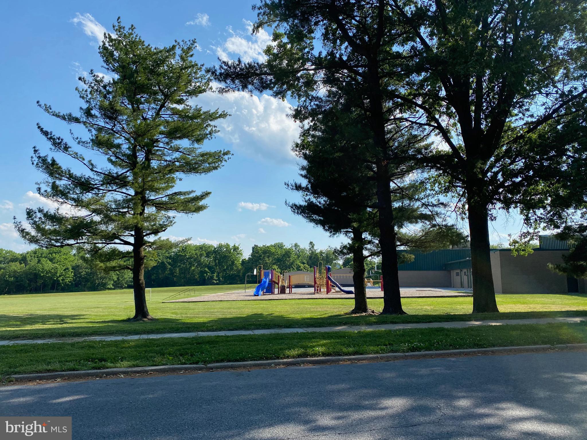 VILLAGE OF LONG REACH - Residential