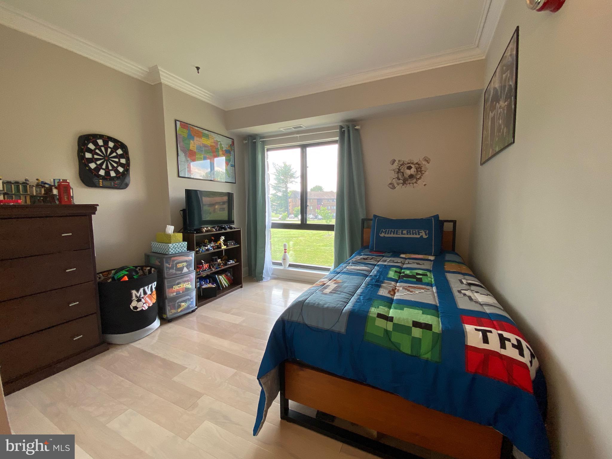 VILLAGE OF LONG REACH - Residential