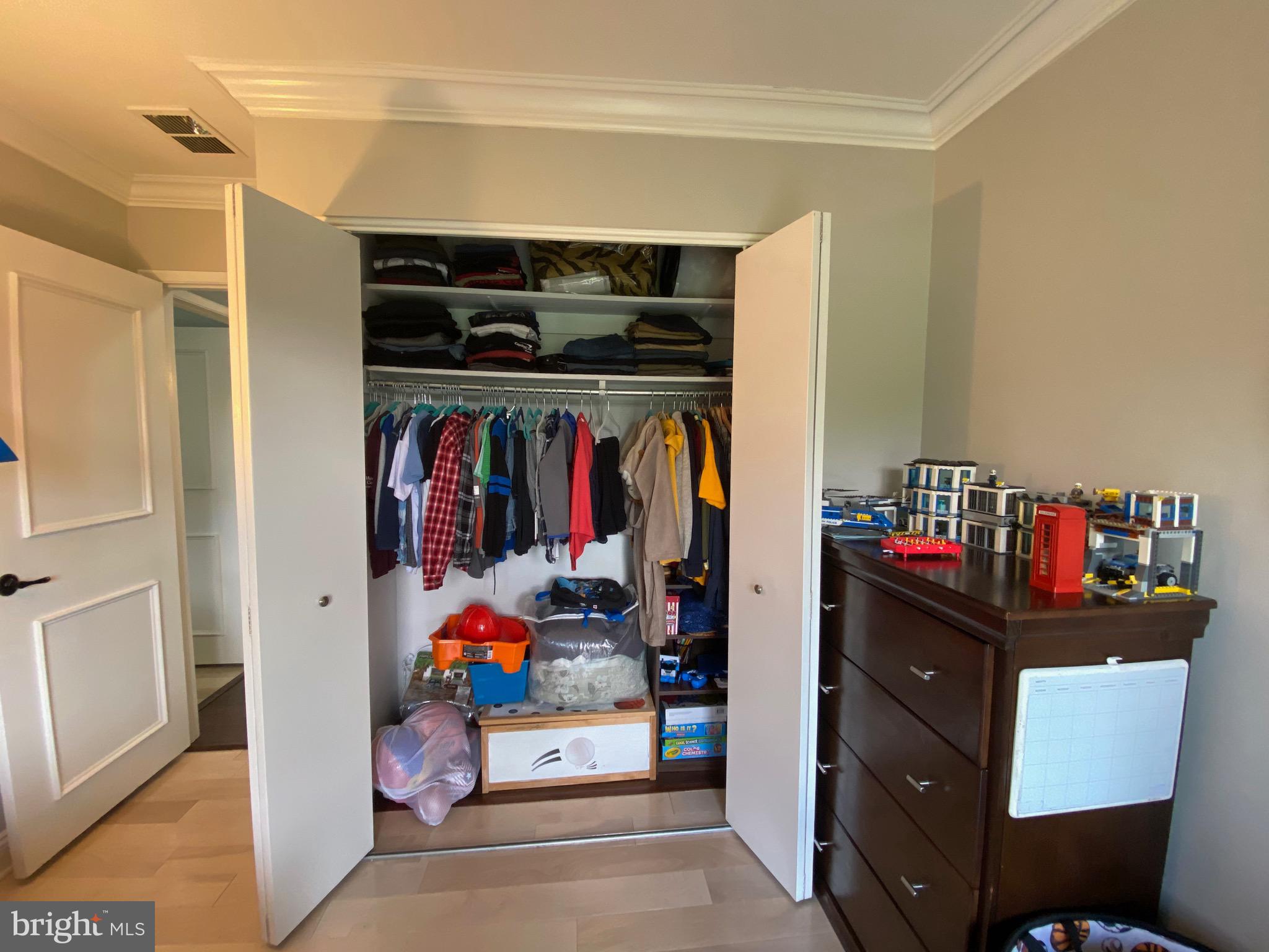 VILLAGE OF LONG REACH - Residential