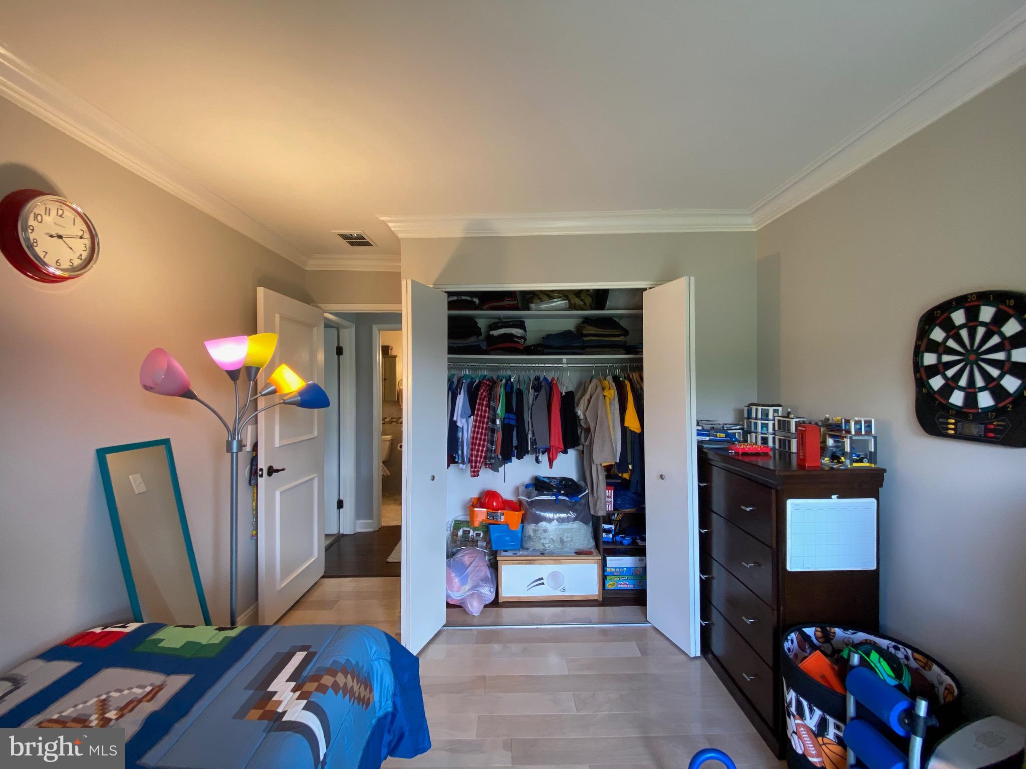 VILLAGE OF LONG REACH - Residential