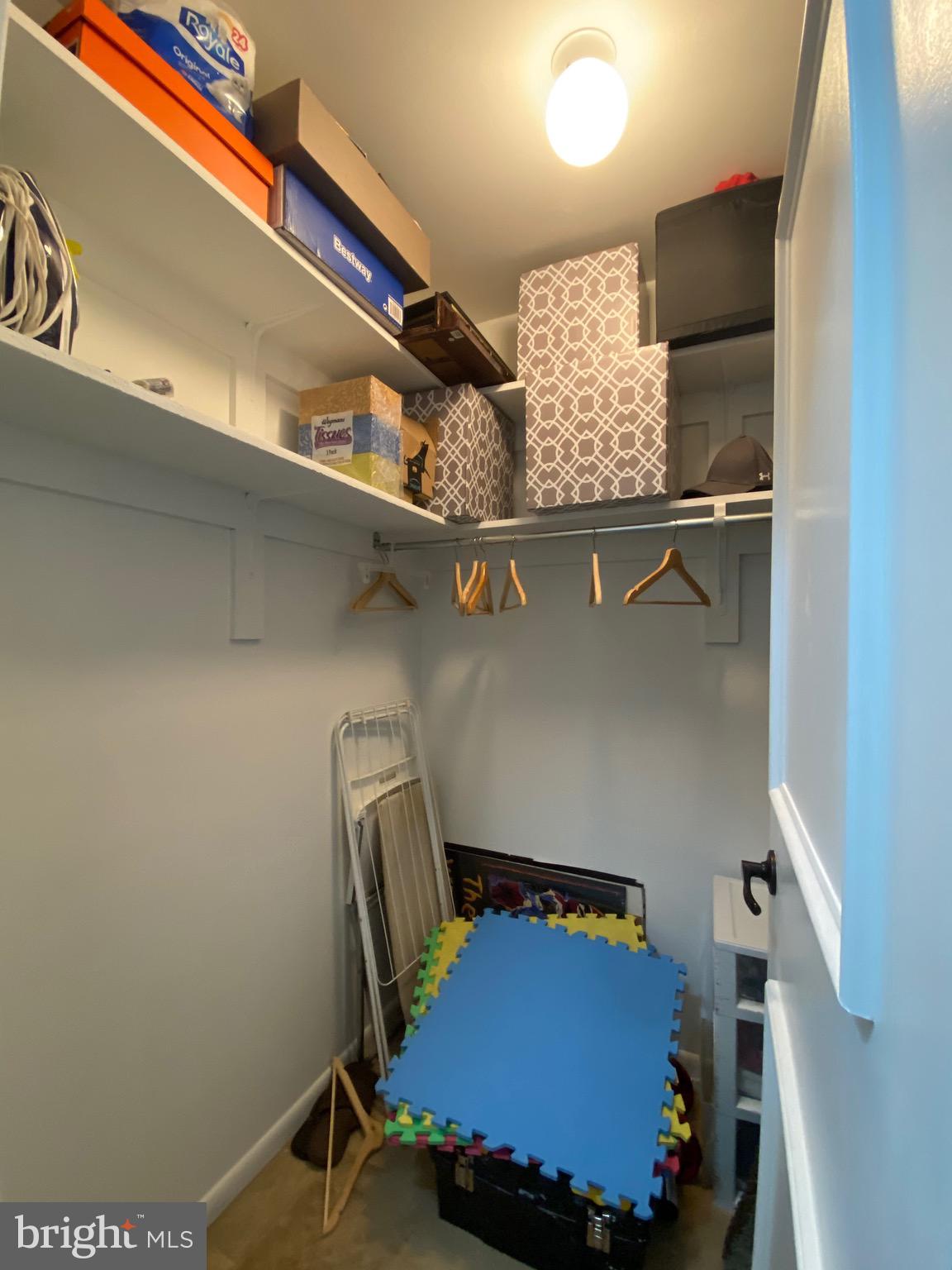 VILLAGE OF LONG REACH - Residential