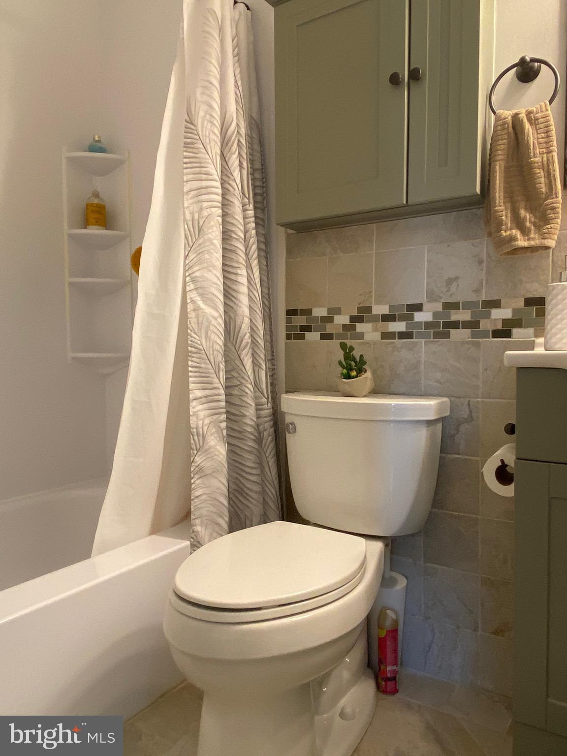 VILLAGE OF LONG REACH - Residential