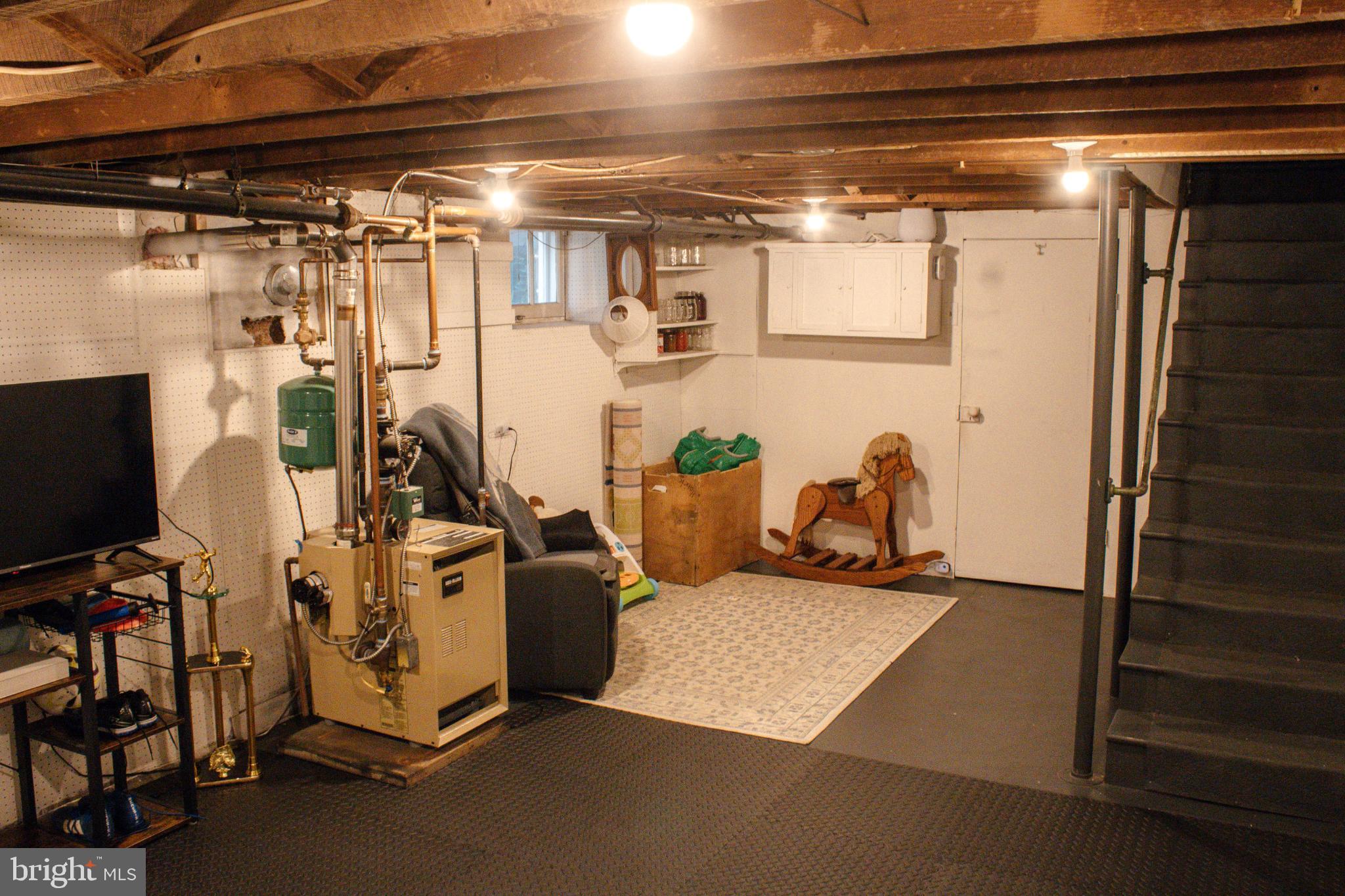 WEST HILLS - Residential