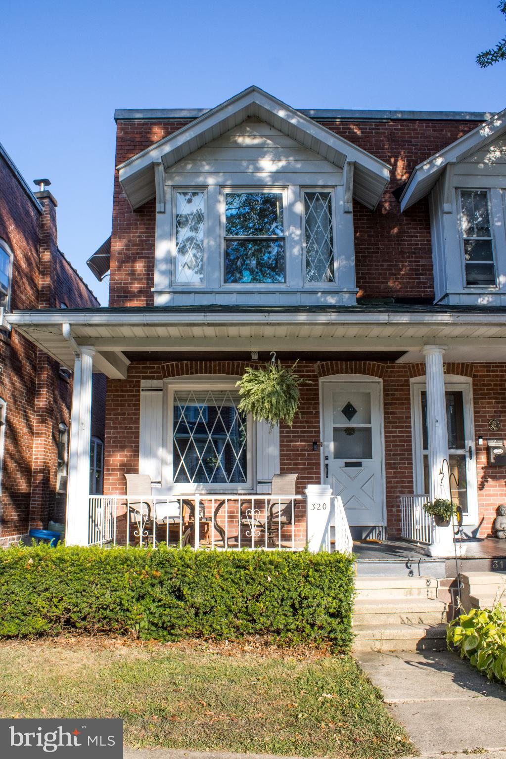 WEST HILLS - Residential