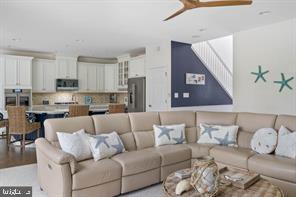 COASTAL CLUB - Residential