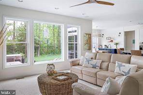 COASTAL CLUB - Residential