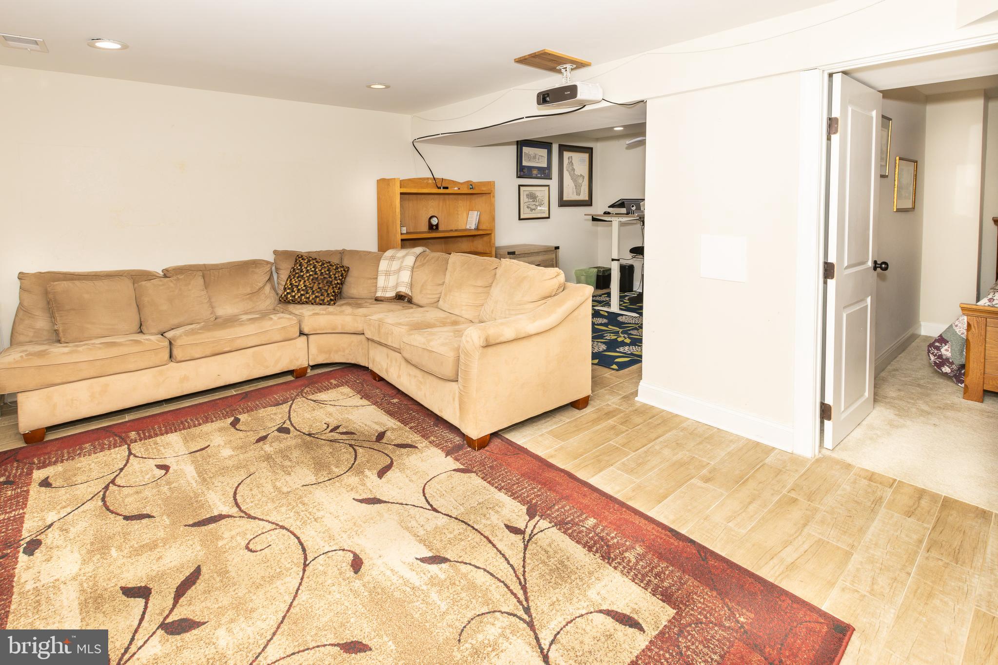 CLARKS CROSSING - Residential