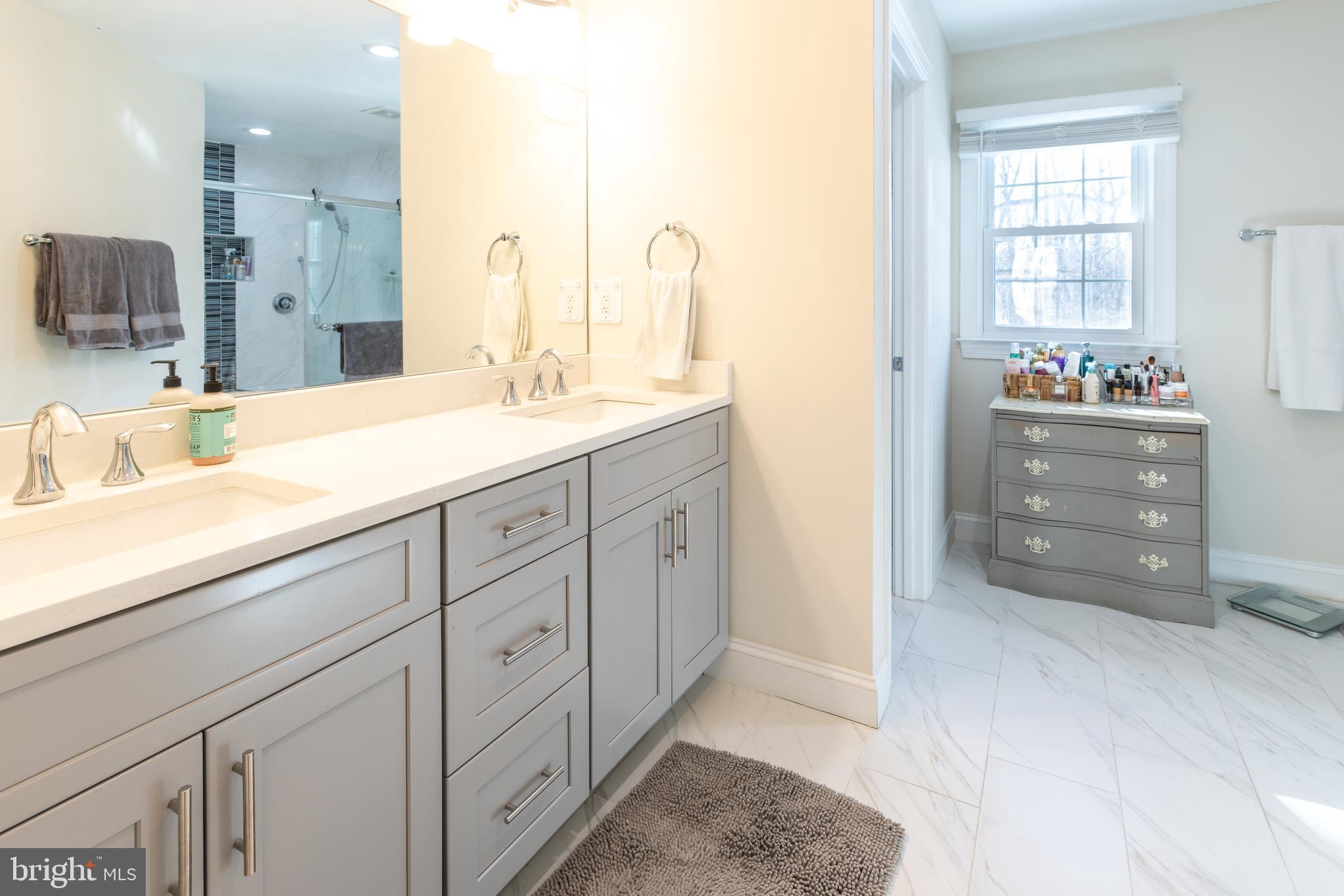 CLARKS CROSSING - Residential