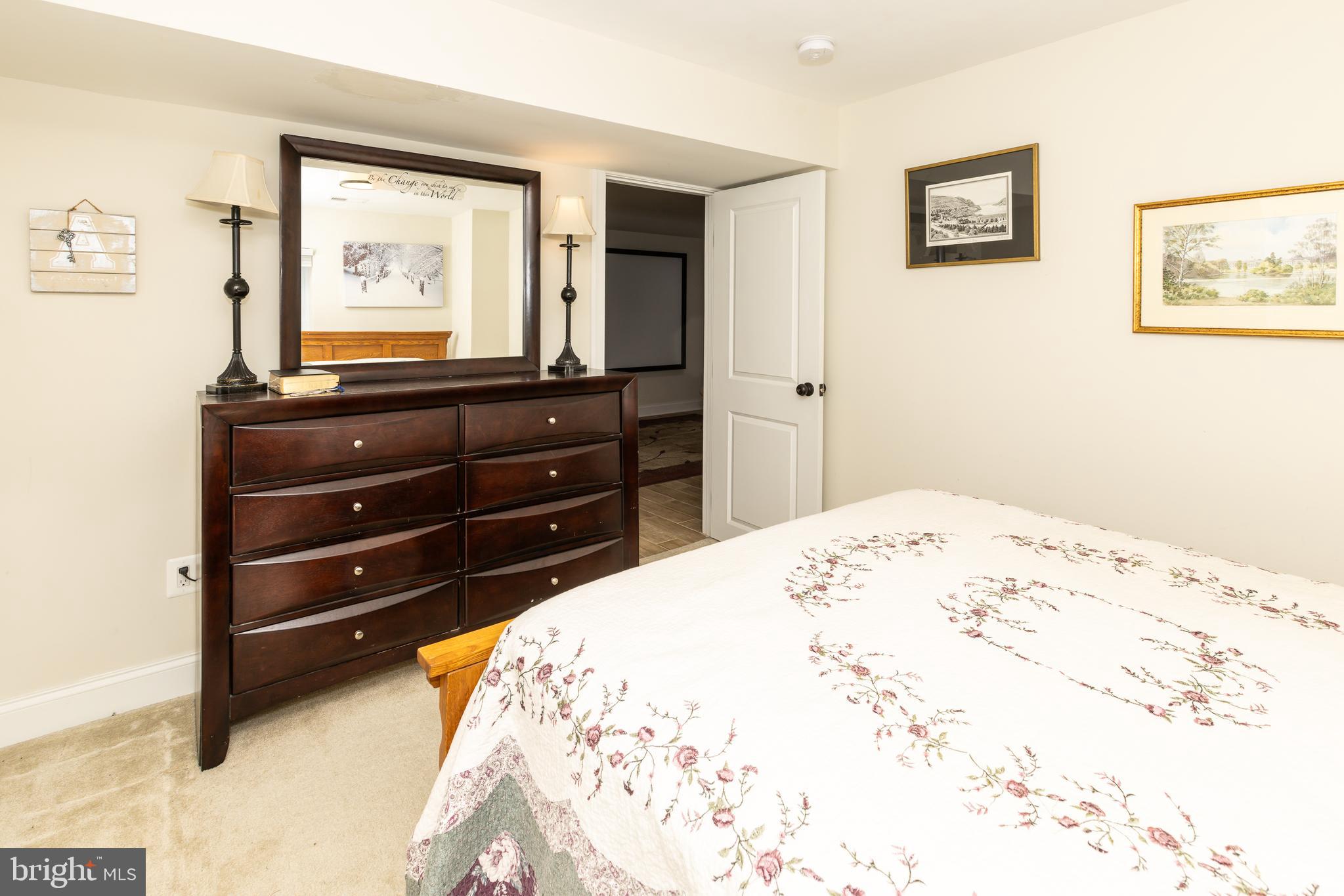 CLARKS CROSSING - Residential