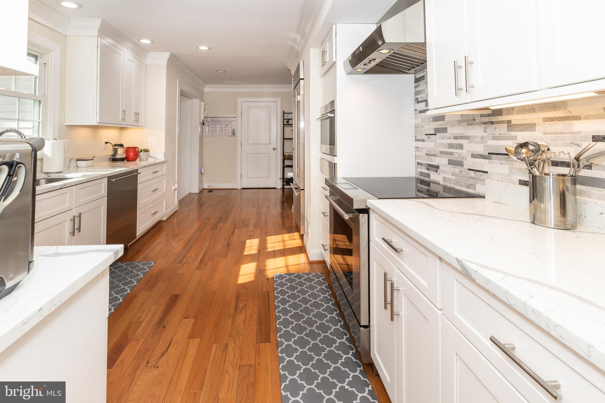 CLARKS CROSSING - Residential