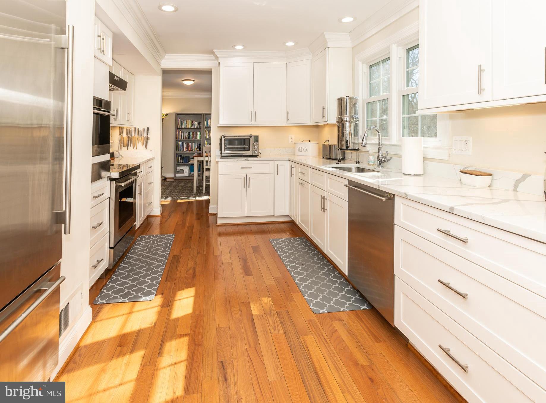 CLARKS CROSSING - Residential