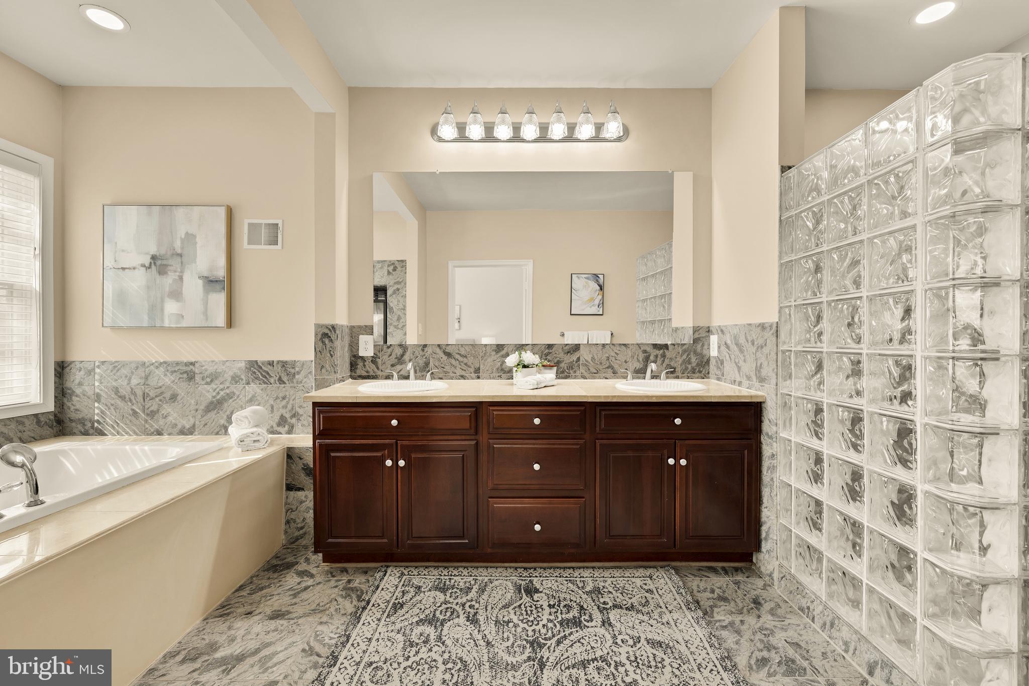 BARNESVILLE OUTSIDE - Residential