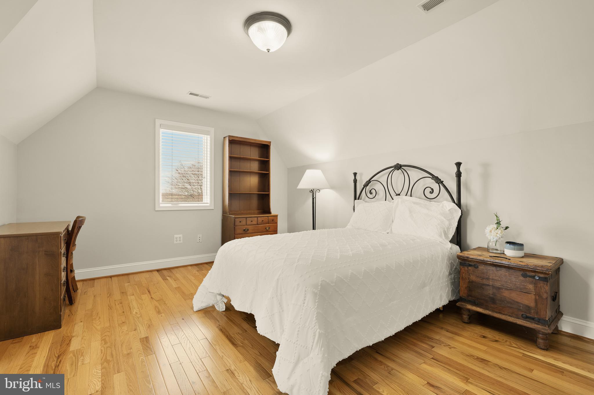 BARNESVILLE OUTSIDE - Residential