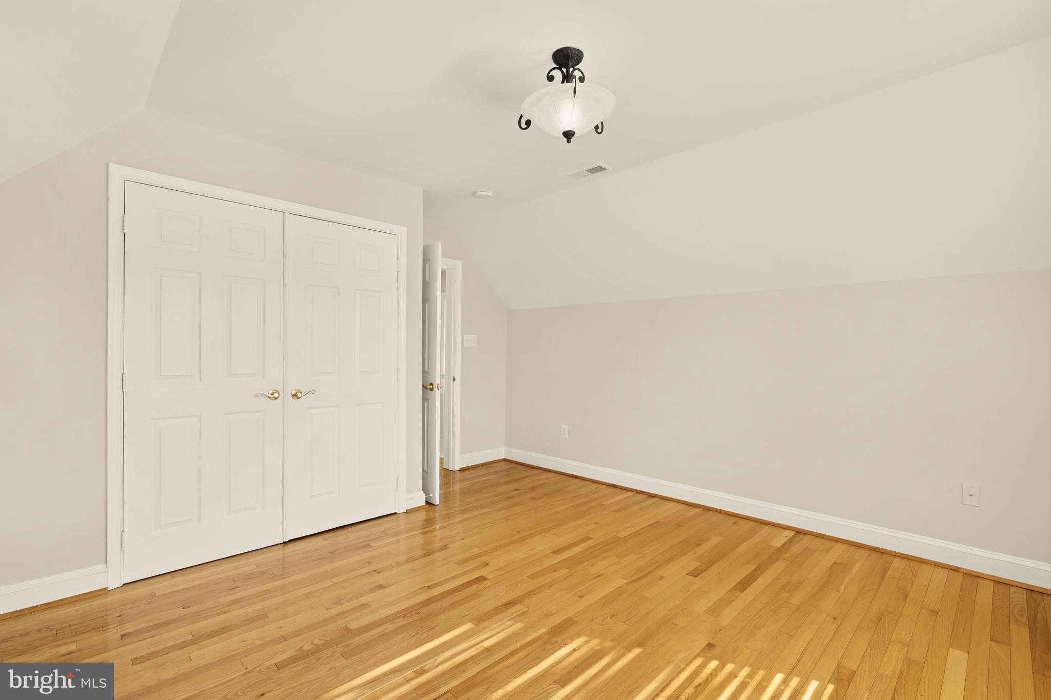 BARNESVILLE OUTSIDE - Residential