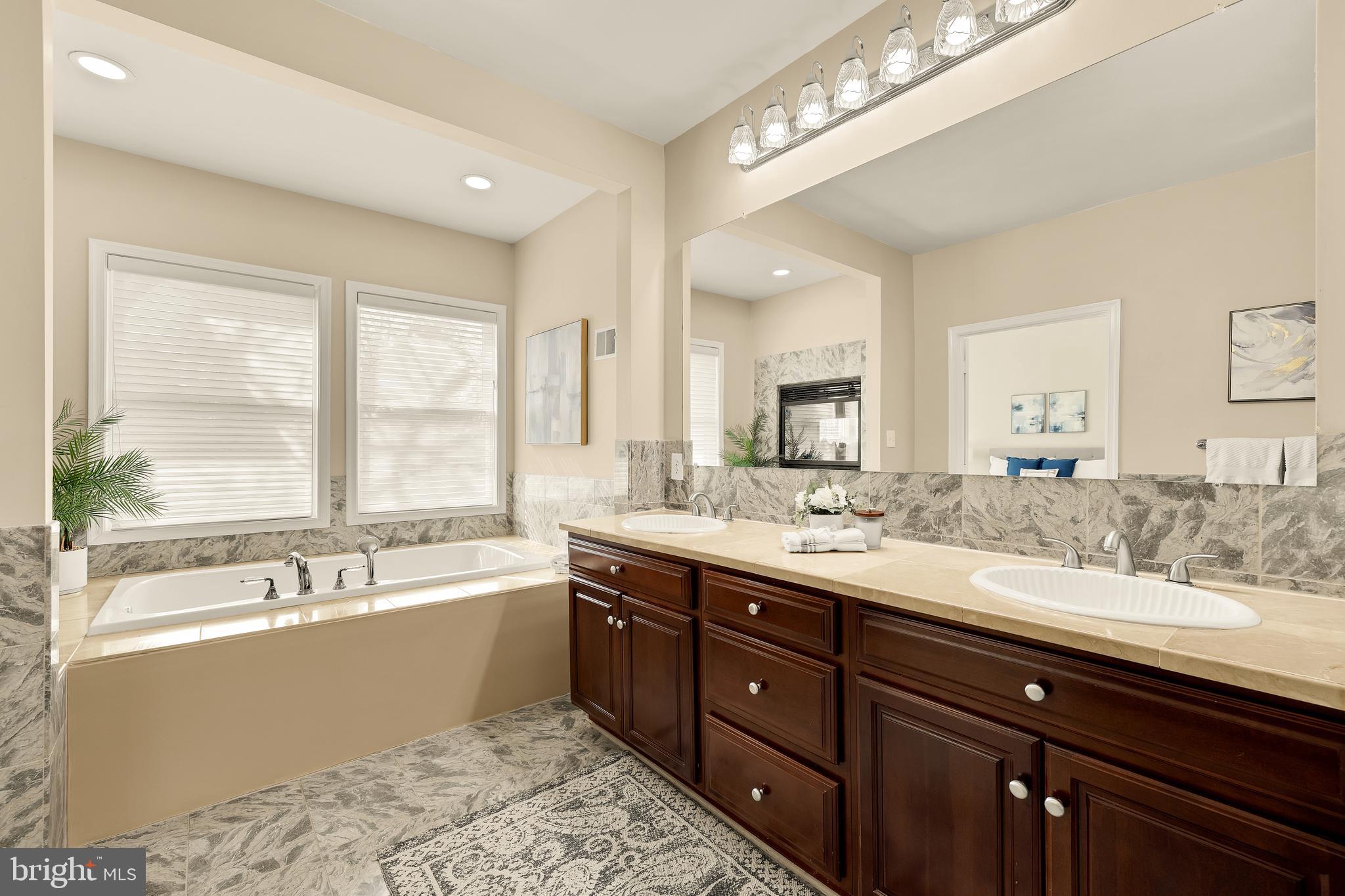 BARNESVILLE OUTSIDE - Residential