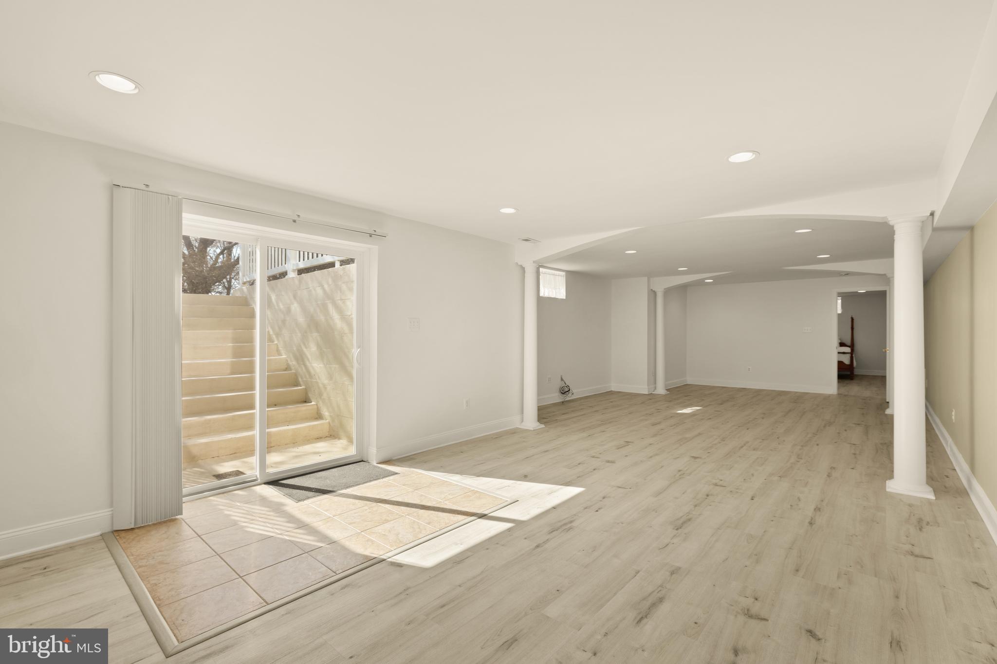 BARNESVILLE OUTSIDE - Residential