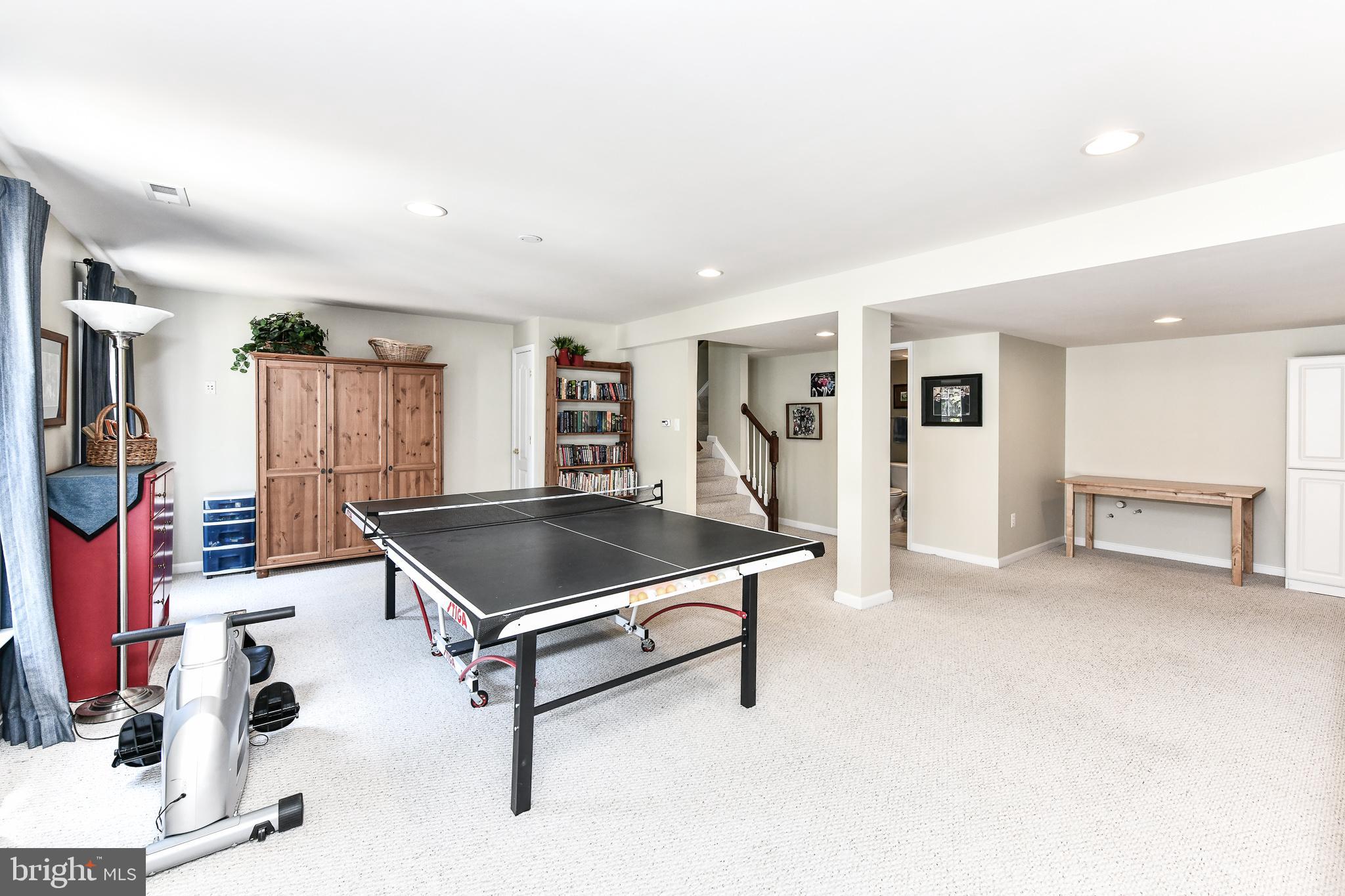 BROADLANDS - Residential Lease