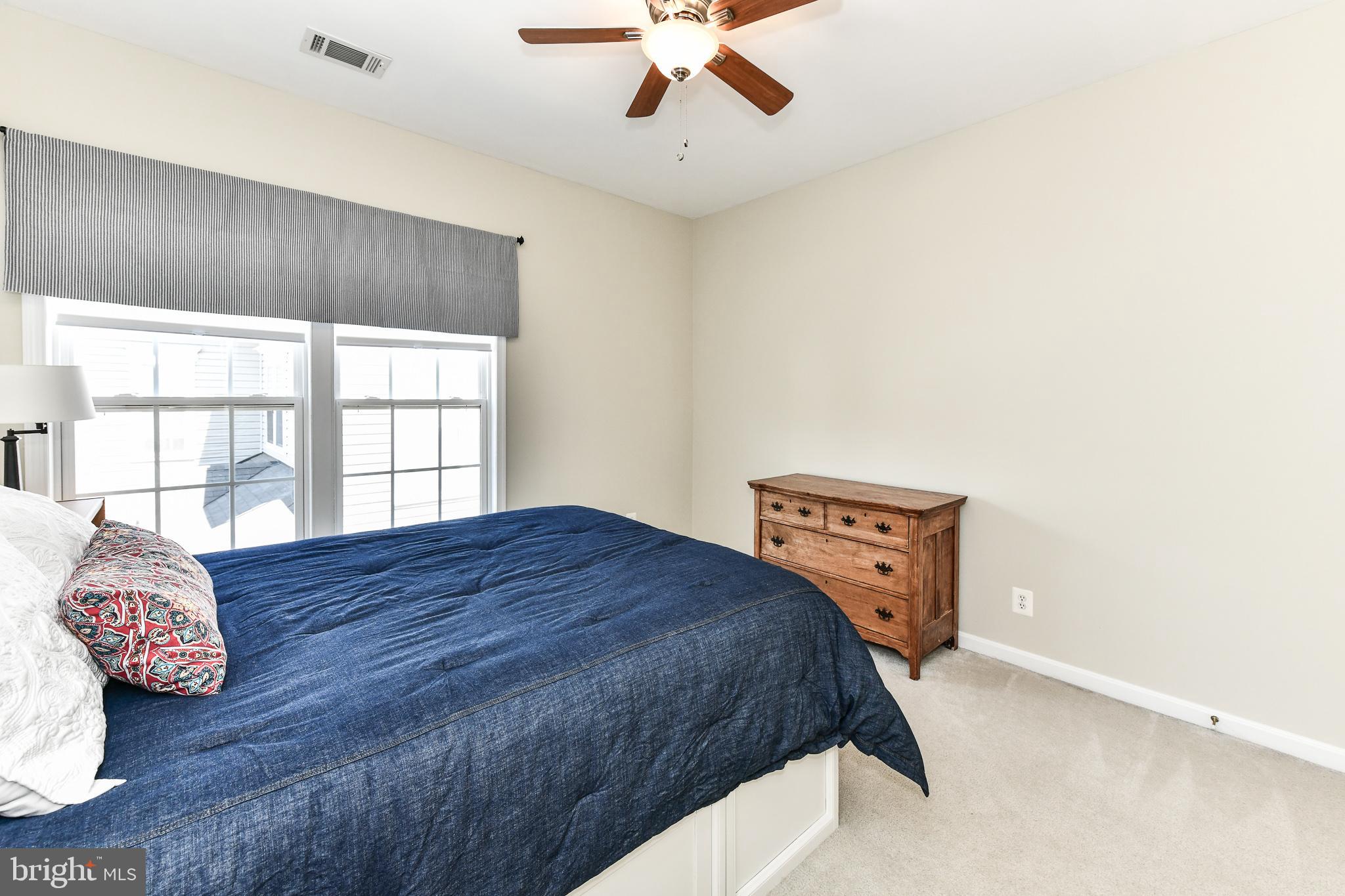 BROADLANDS - Residential Lease