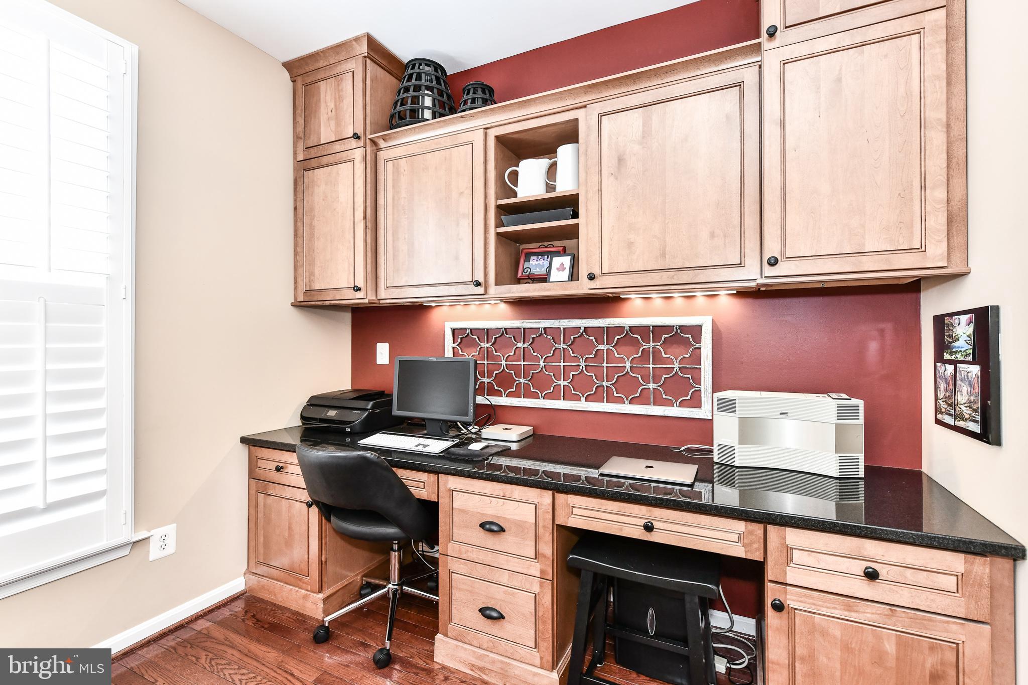 BROADLANDS - Residential Lease