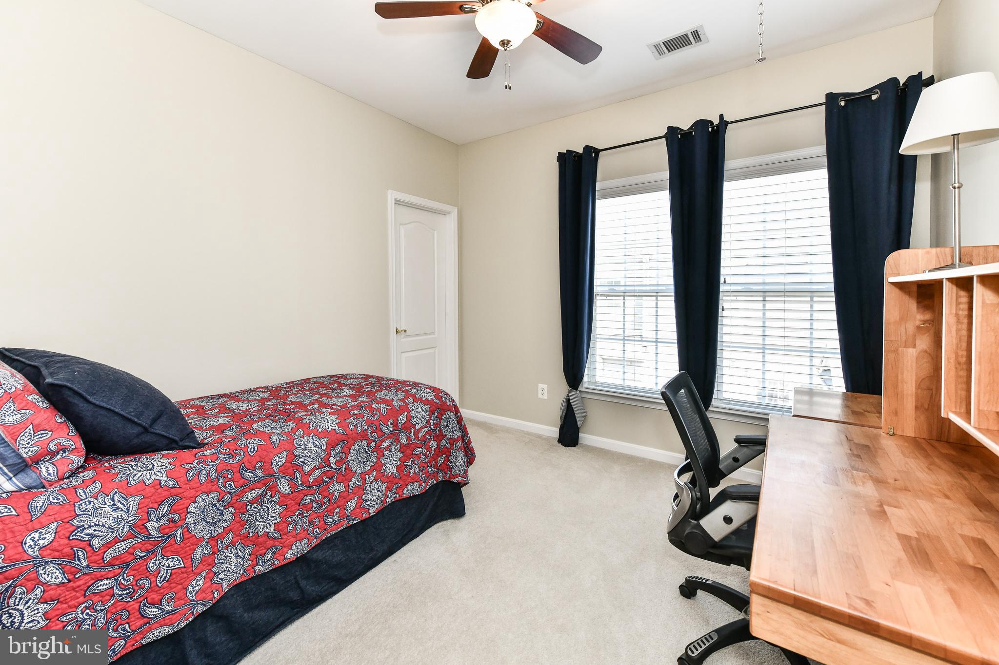 BROADLANDS - Residential Lease