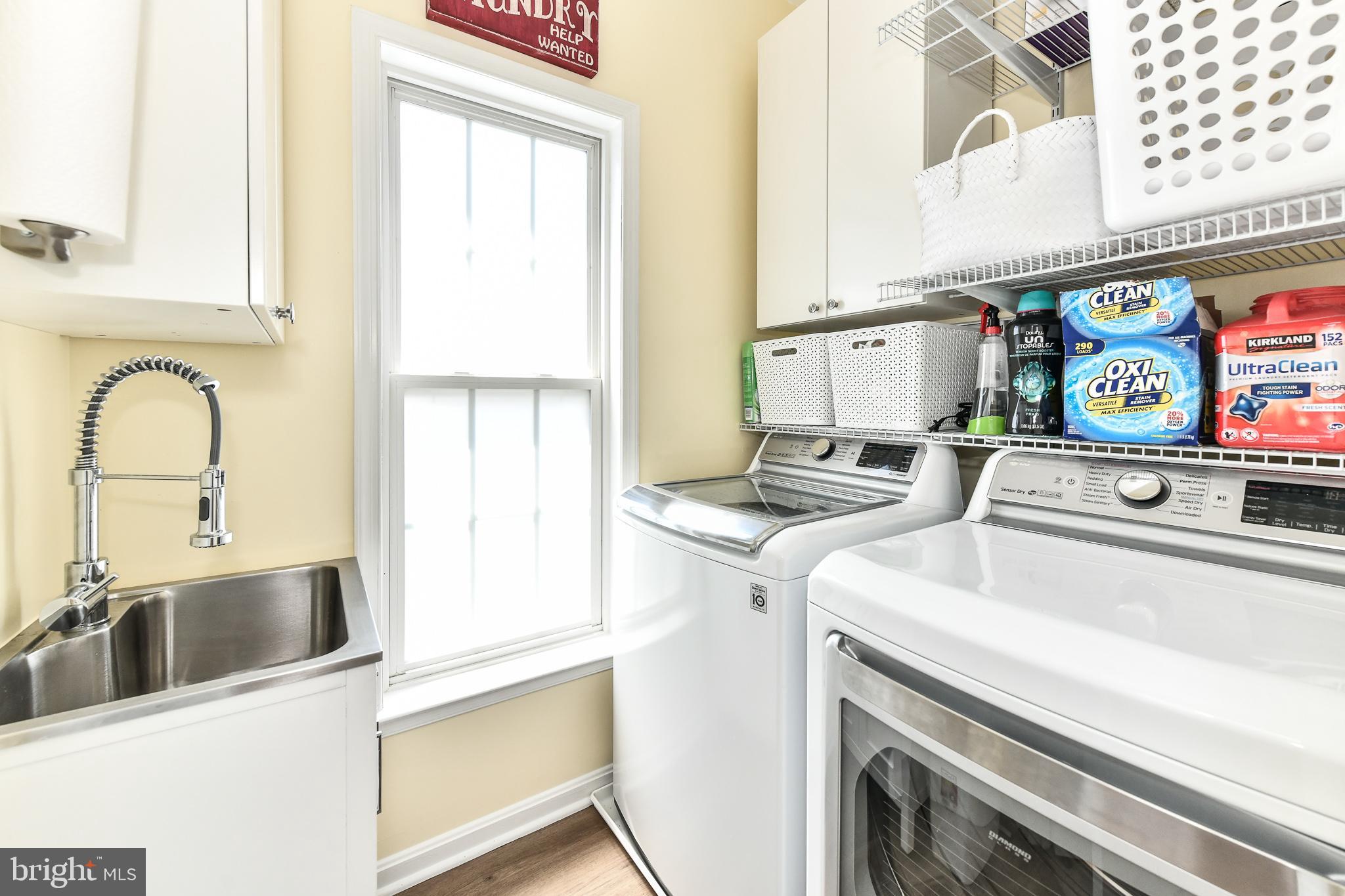 BROADLANDS - Residential Lease