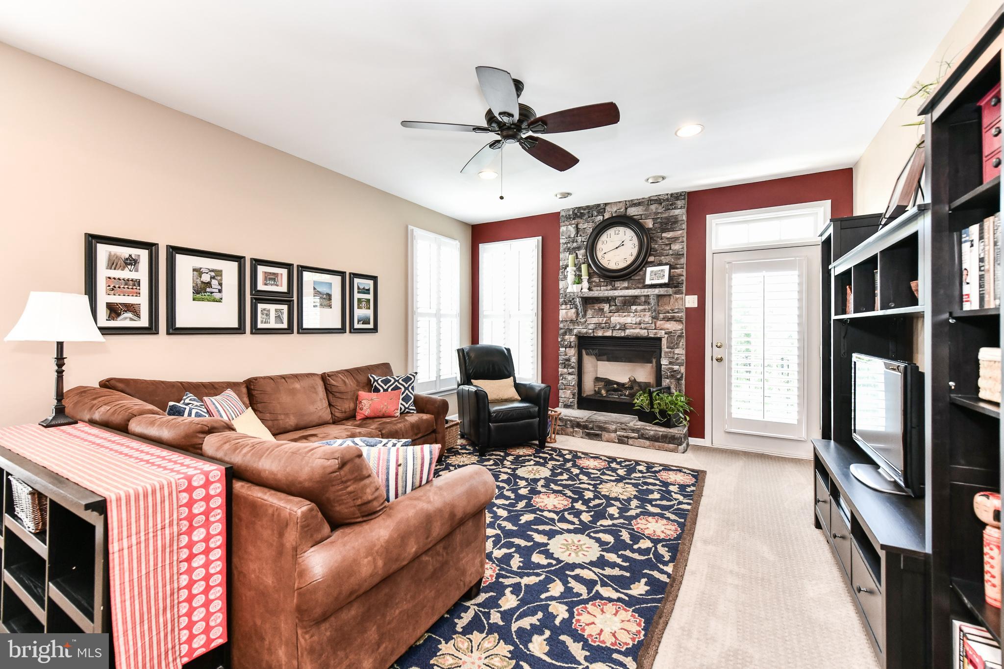 BROADLANDS - Residential Lease