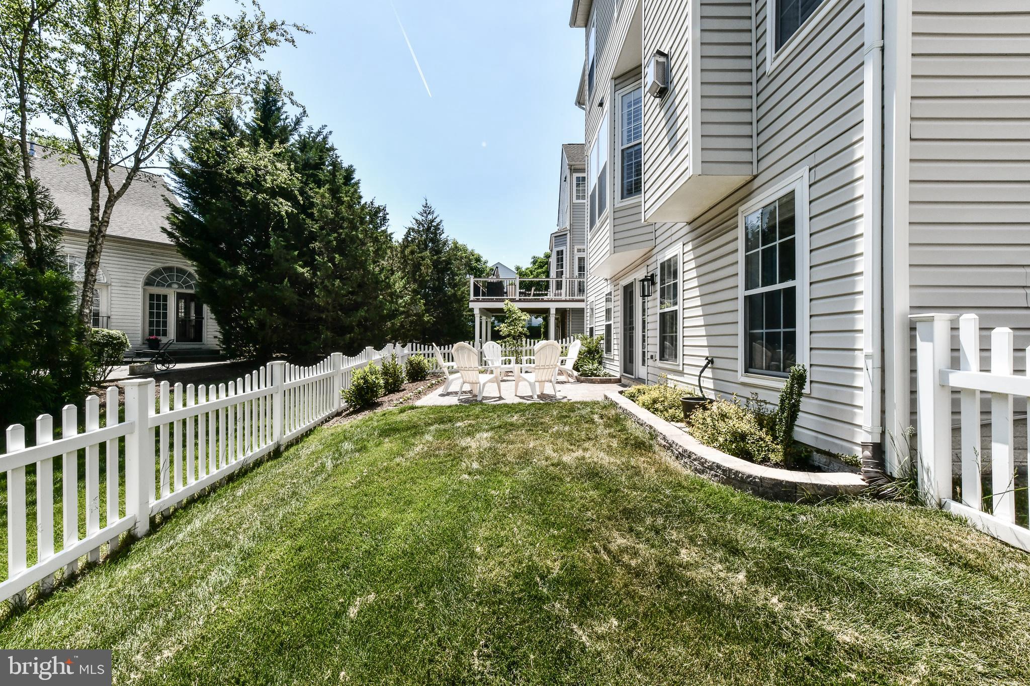 BROADLANDS - Residential Lease