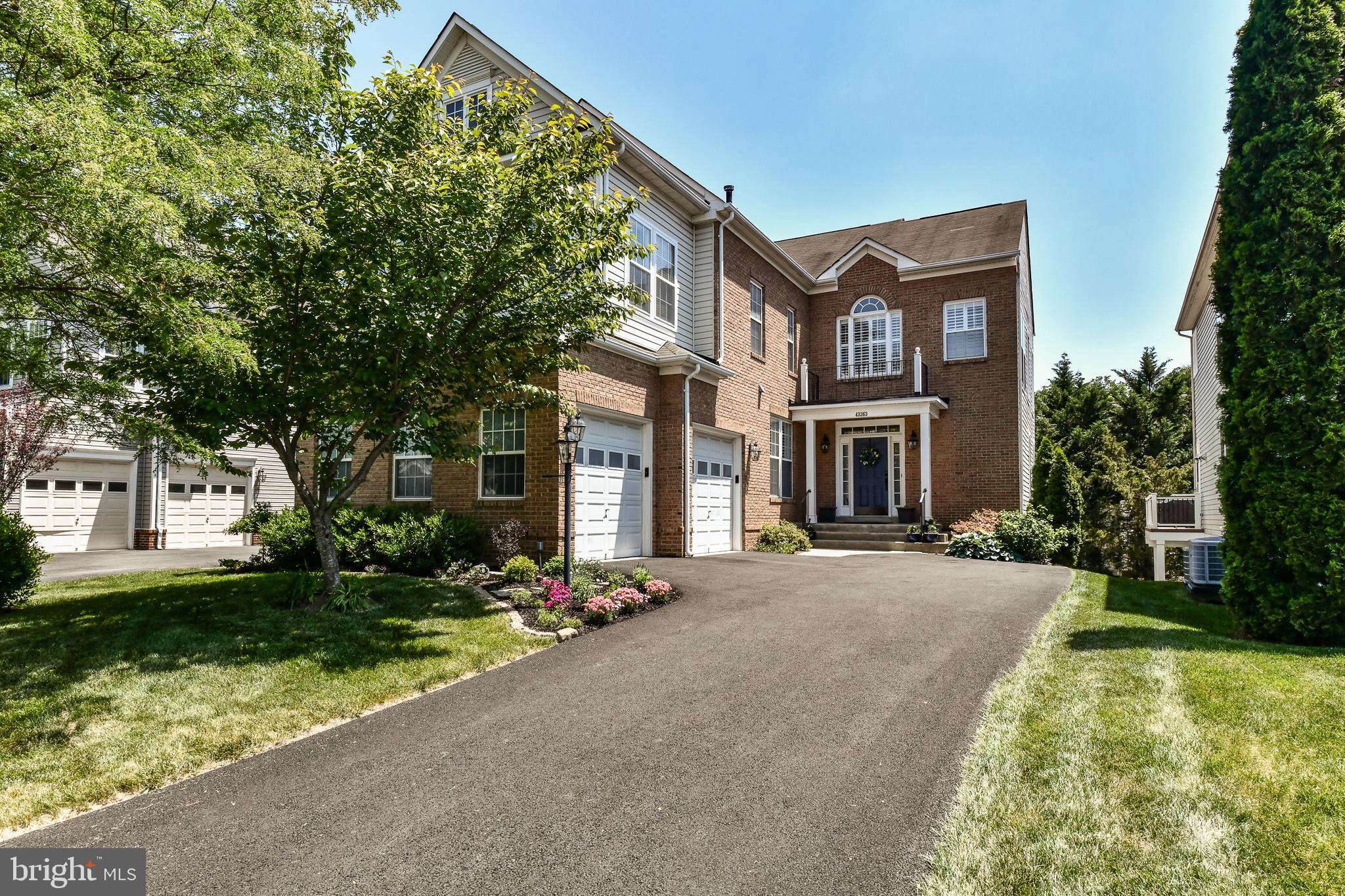 BROADLANDS - Residential Lease