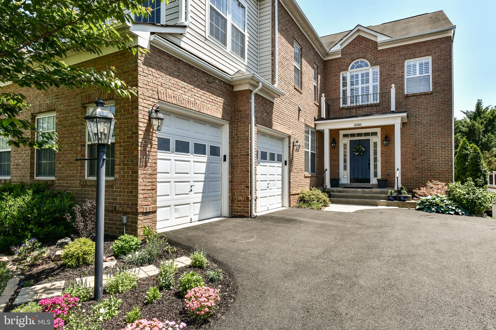 BROADLANDS - Residential Lease