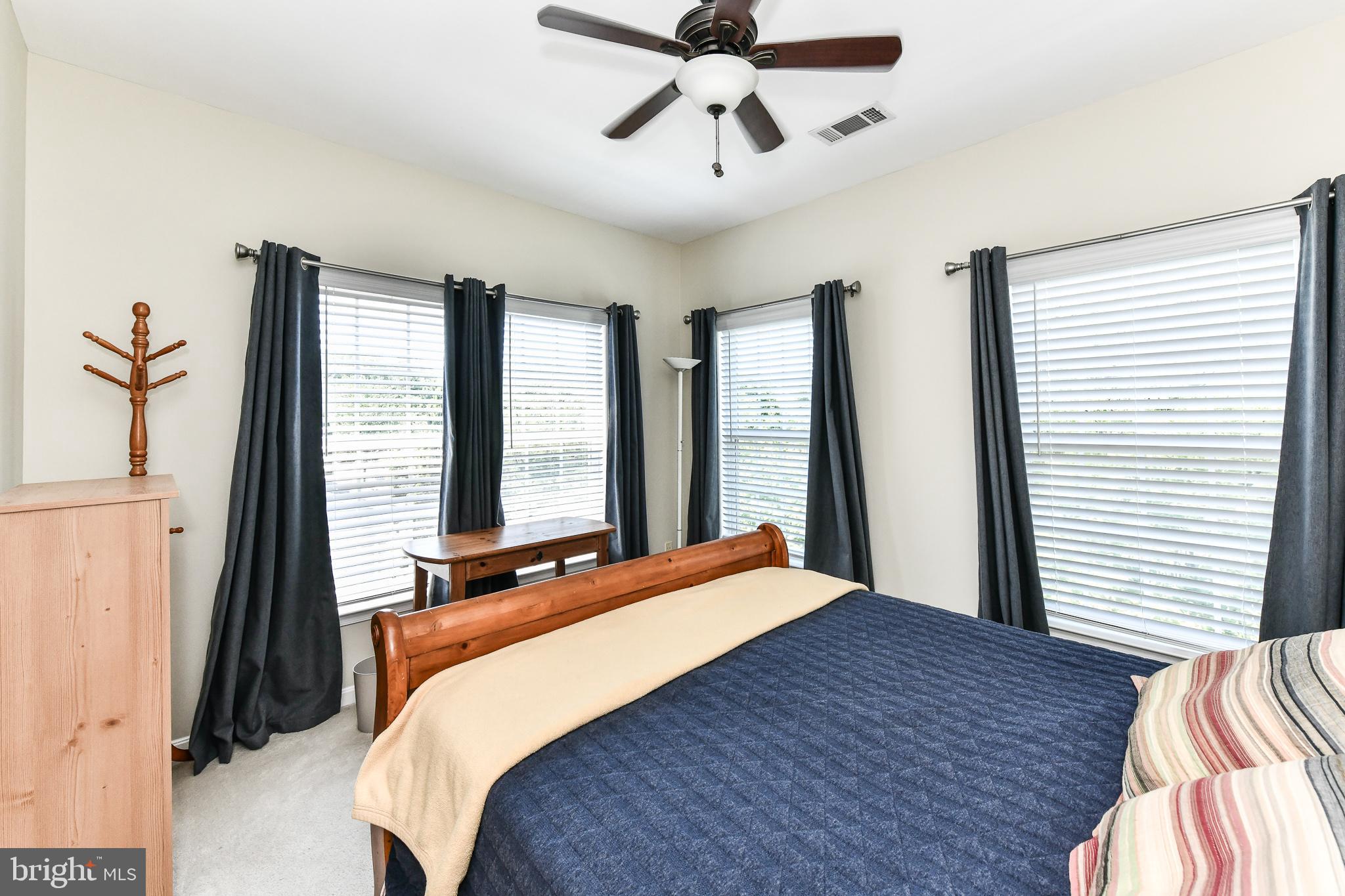 BROADLANDS - Residential Lease