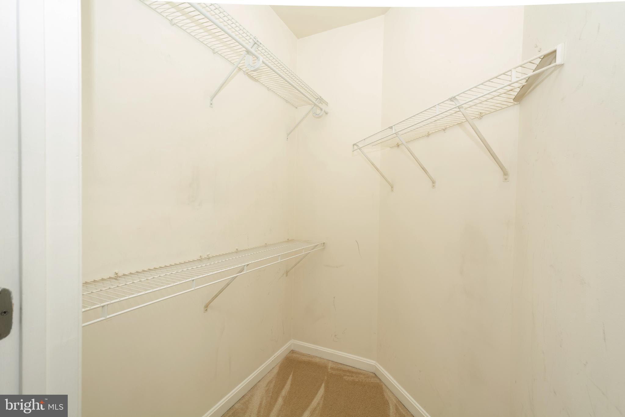 GROVE AT ARLINGTON - Residential